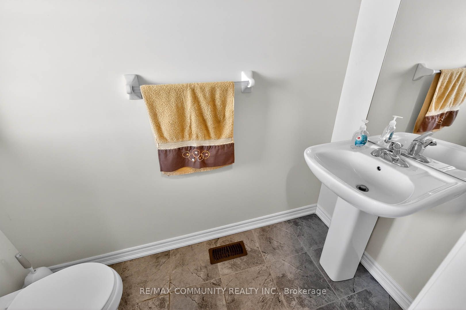 1228 Peelar Crescent Property Photo 26