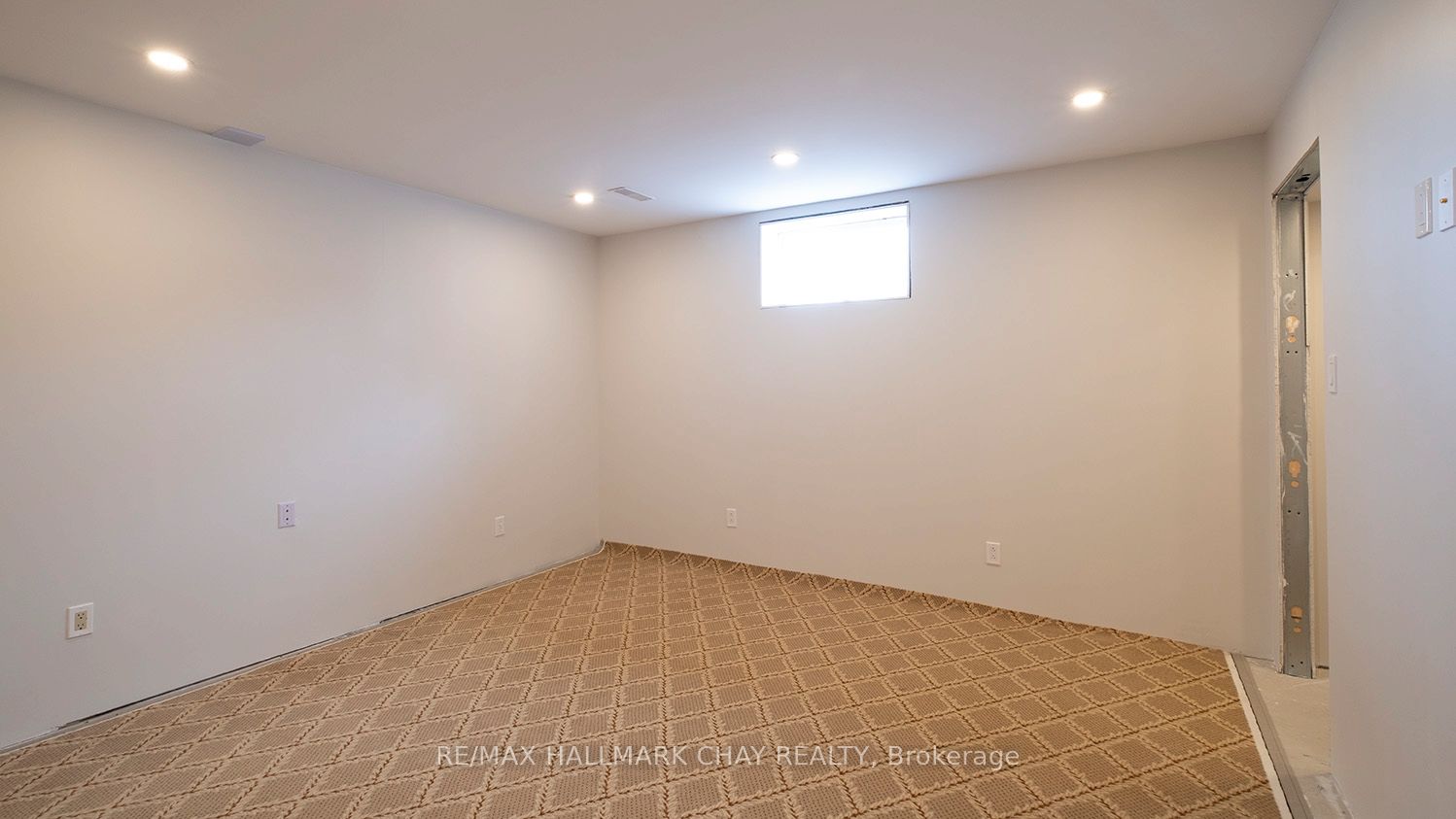 24518 Mccowan Road Property Photo 32