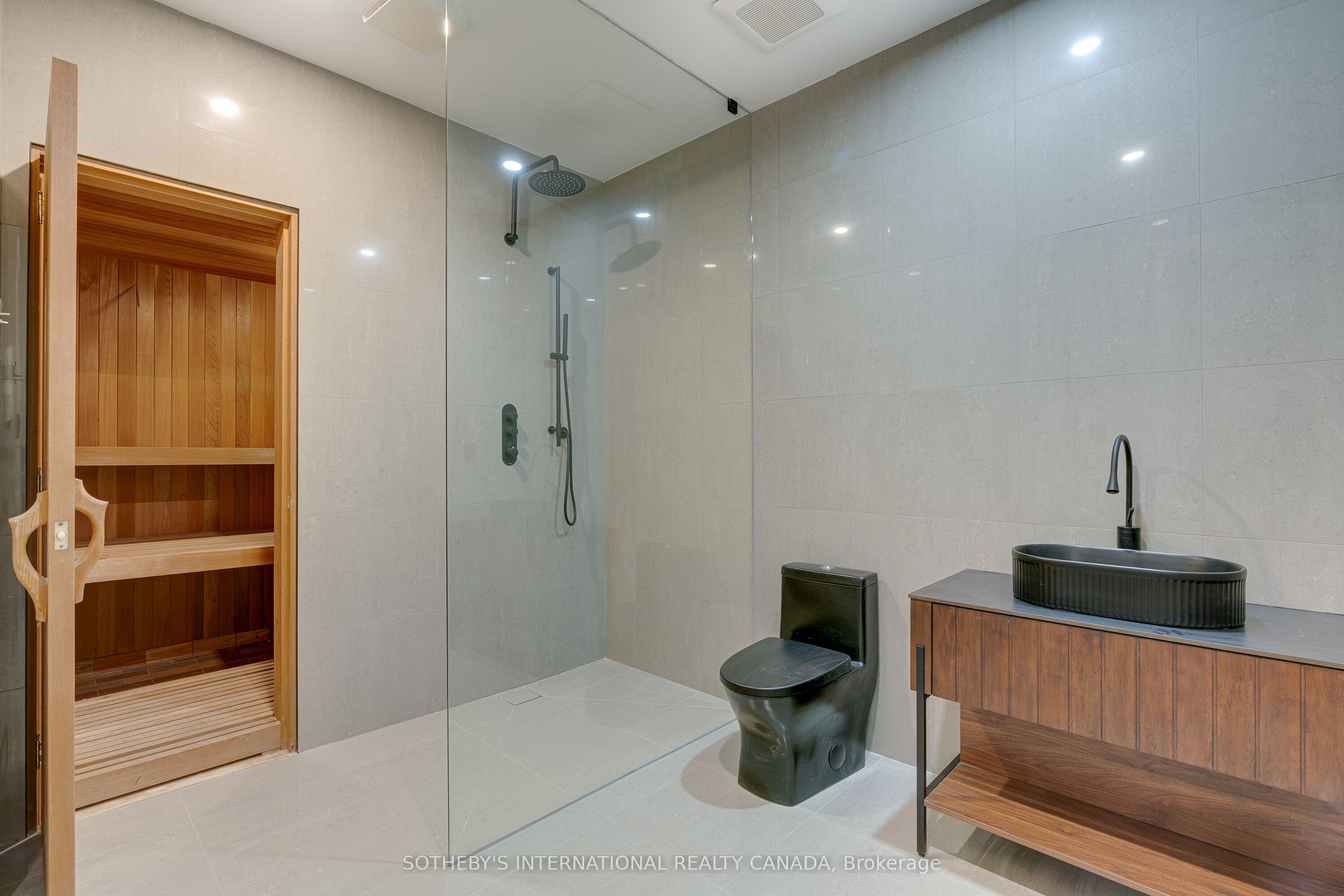 85 Cowan Drive Property Photo 23
