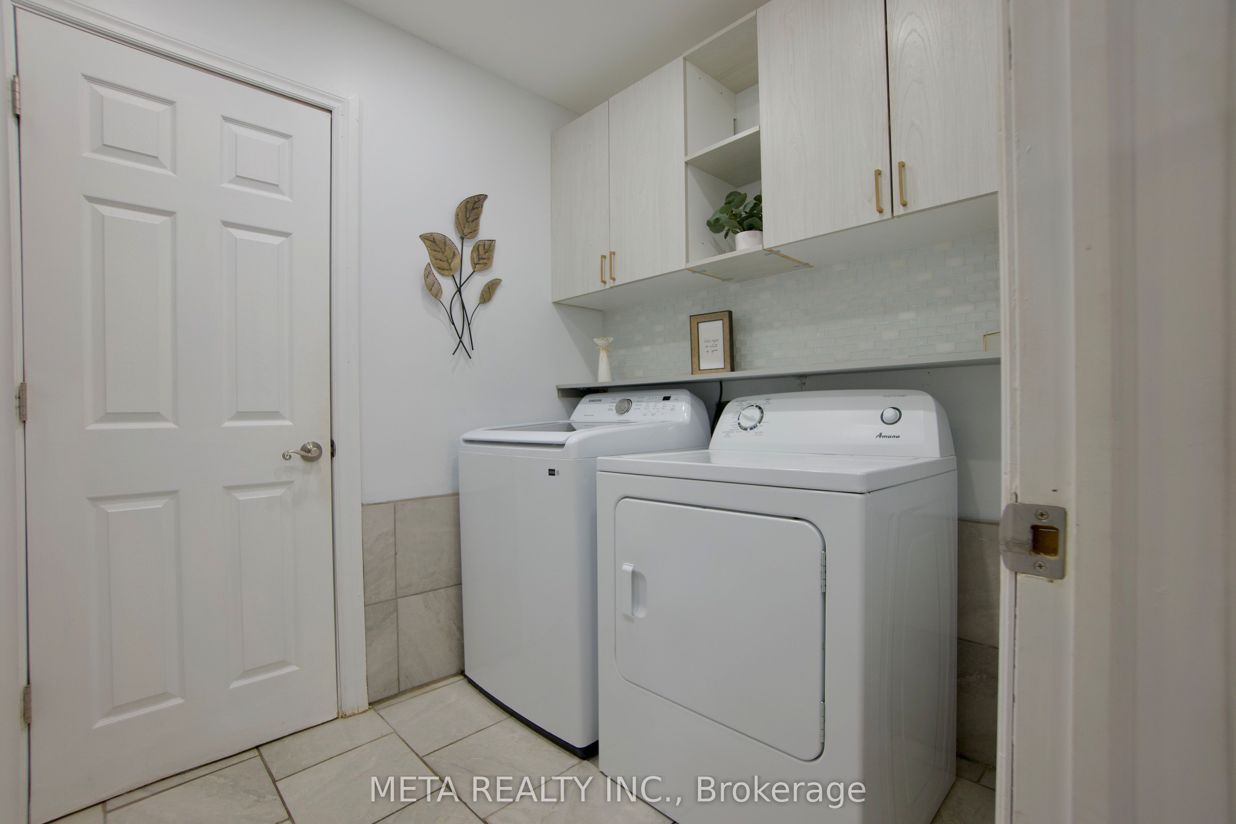 5653 7th Line Property Photo 29