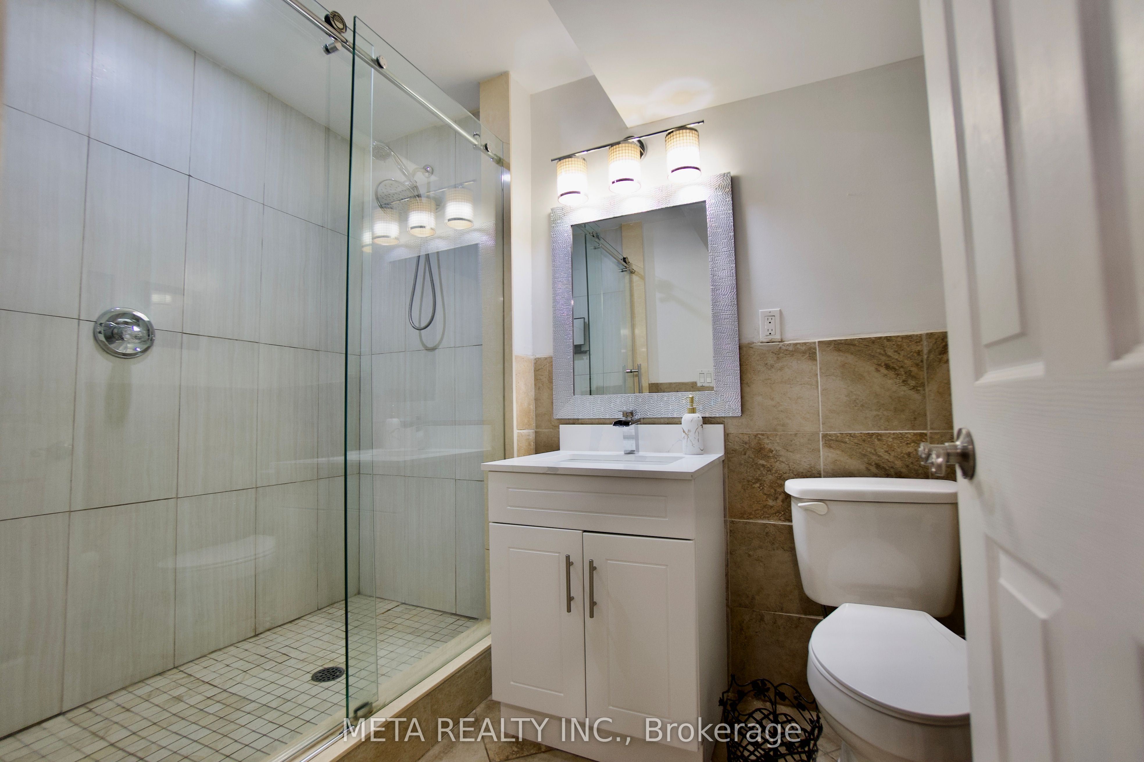 5653 7th Line Property Photo 31