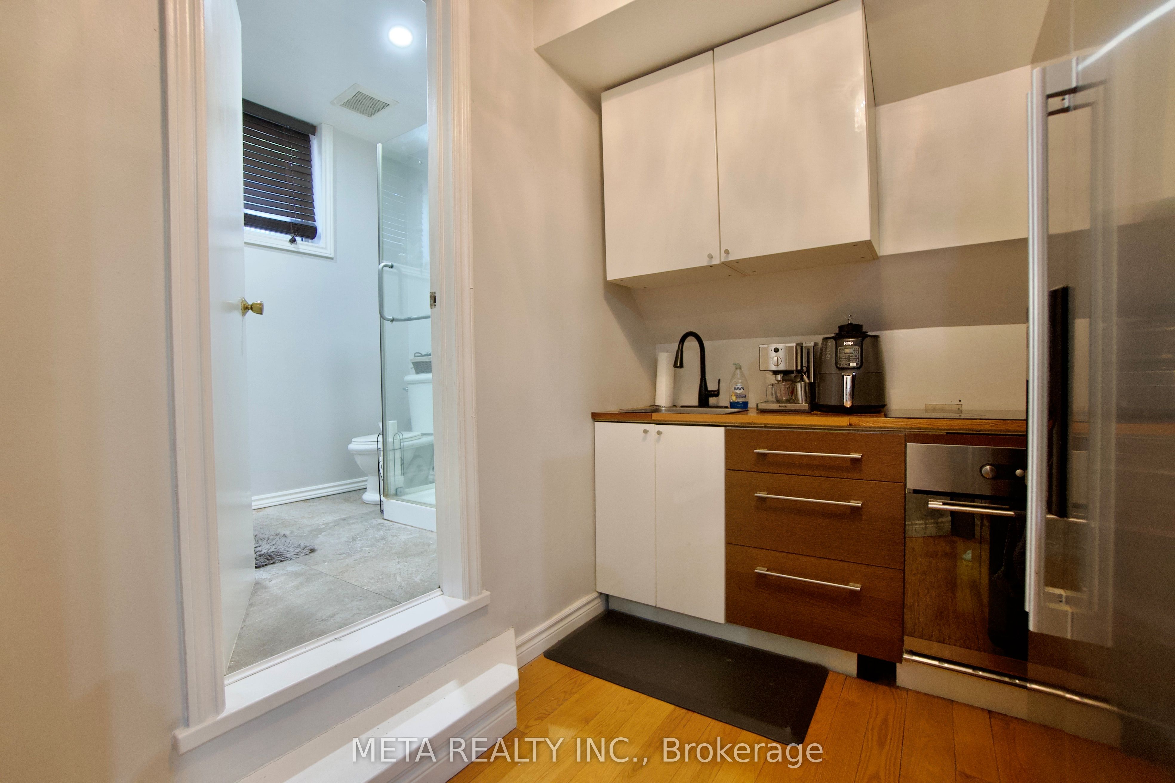 5653 7th Line Property Photo 33