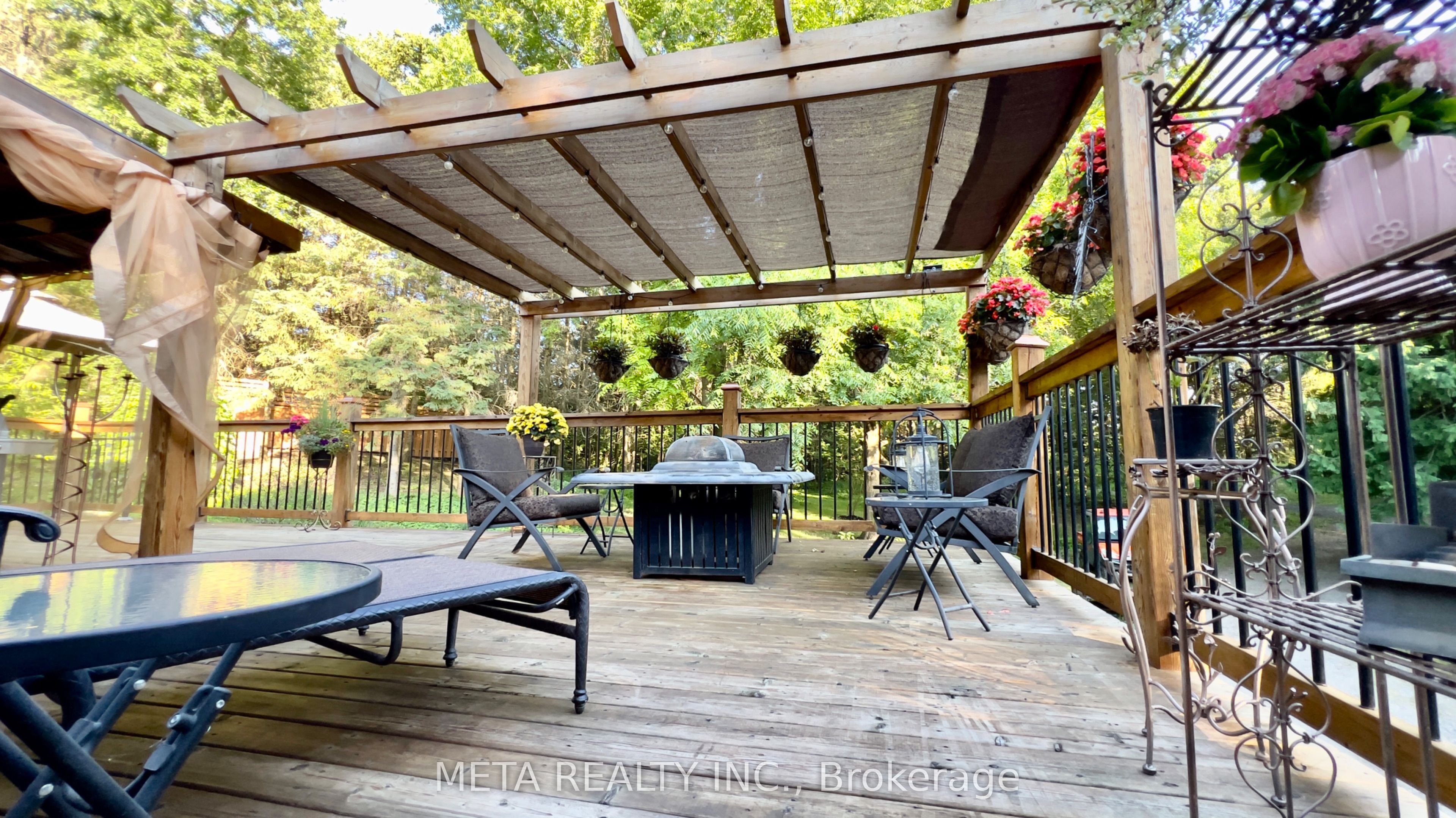 5653 7th Line Property Photo 41