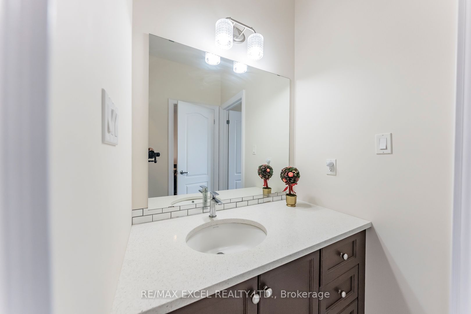 21 Paradise Valley Trail Property Photo 40