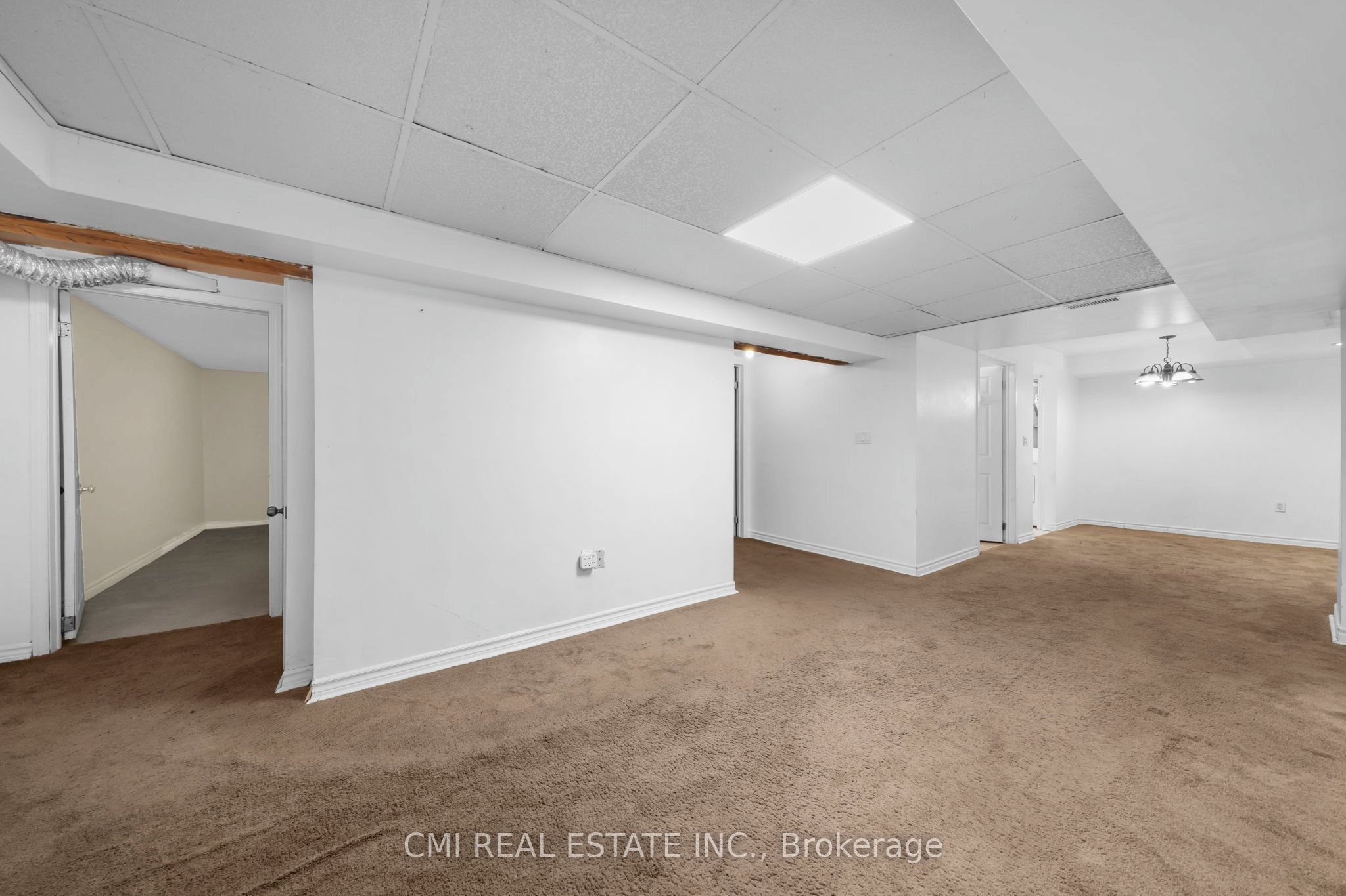 246 Regional 8 Road Property Photo 20