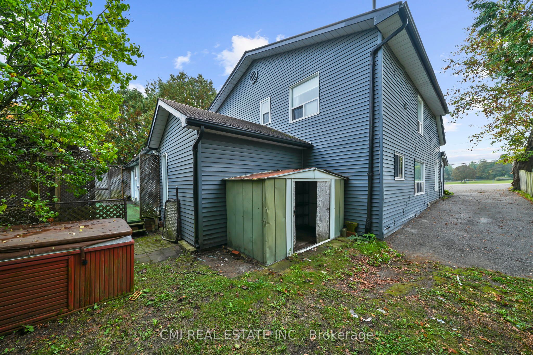 246 Regional 8 Road Property Photo 39