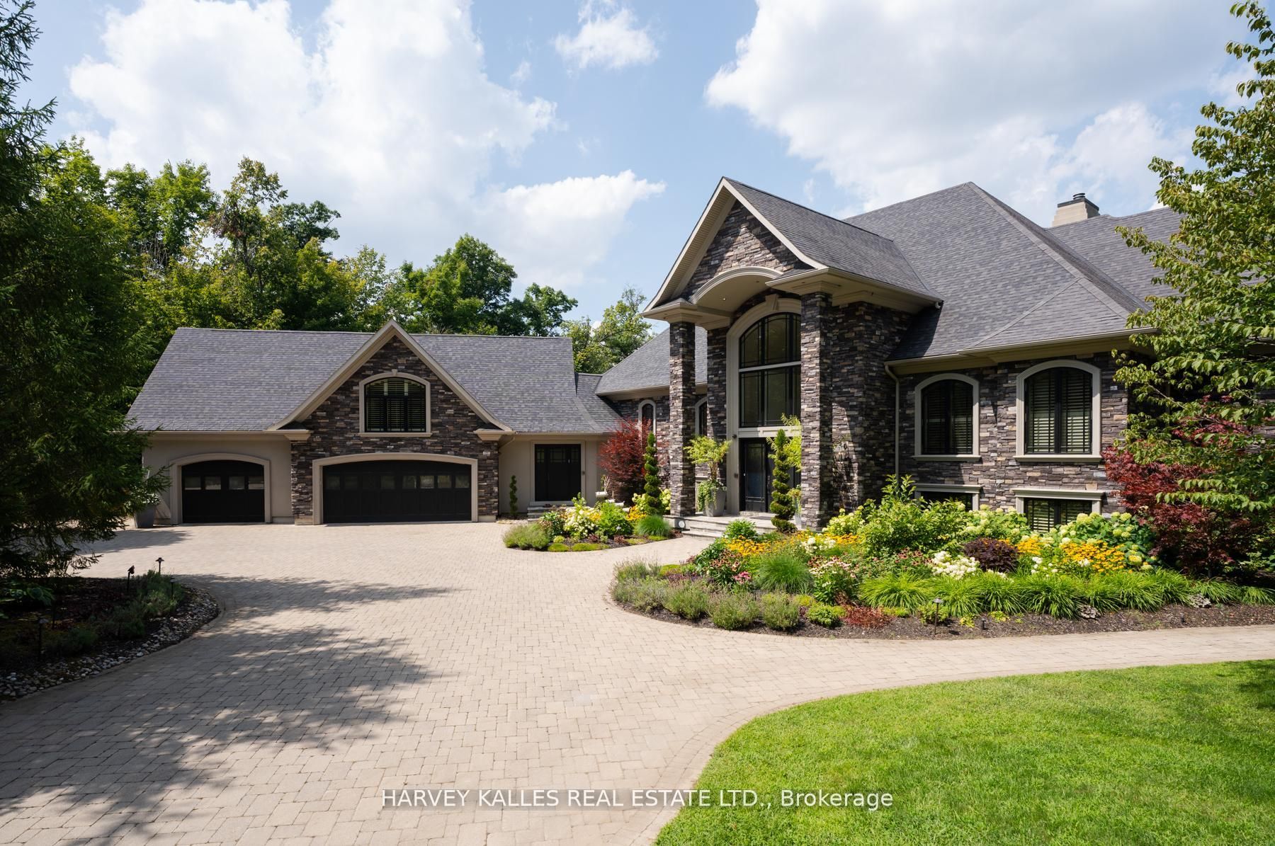 1562 Ladywood Way Property Photo 15