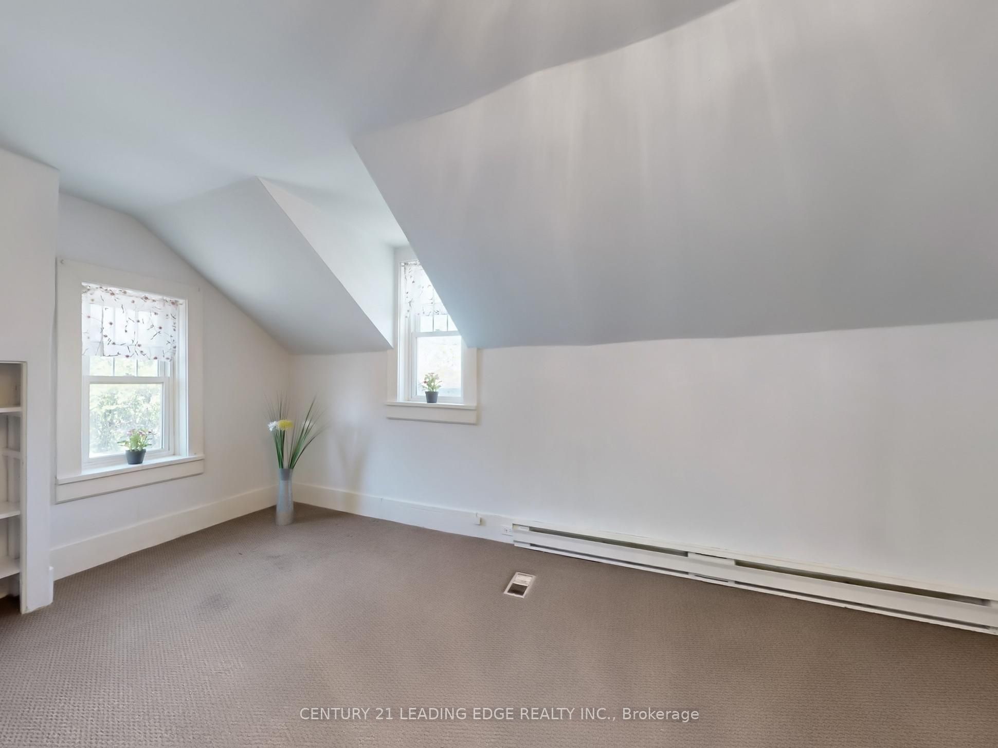 362 Victoria Road Property Photo 28