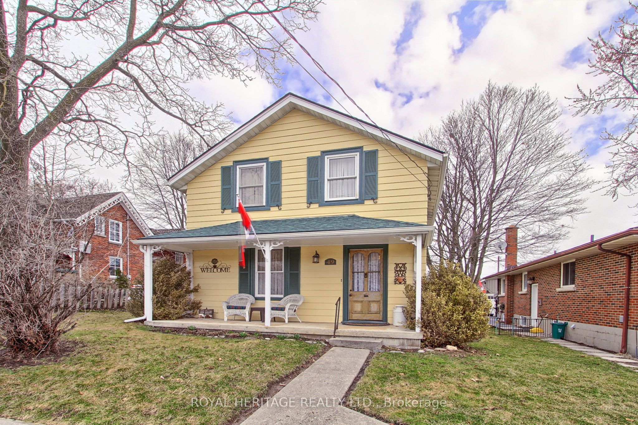 49 John Street E Property Photo 2