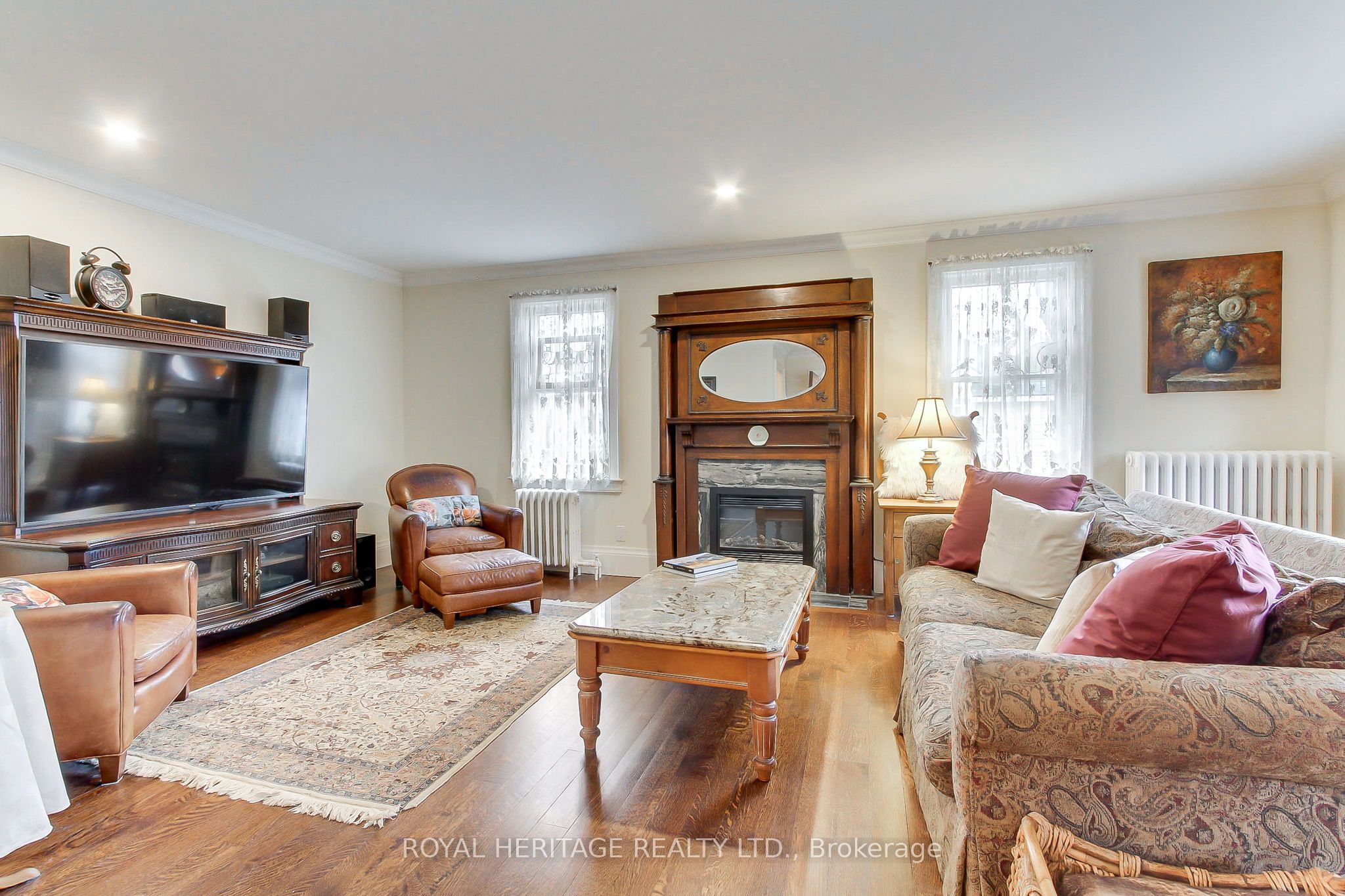 49 John Street E Property Photo 18