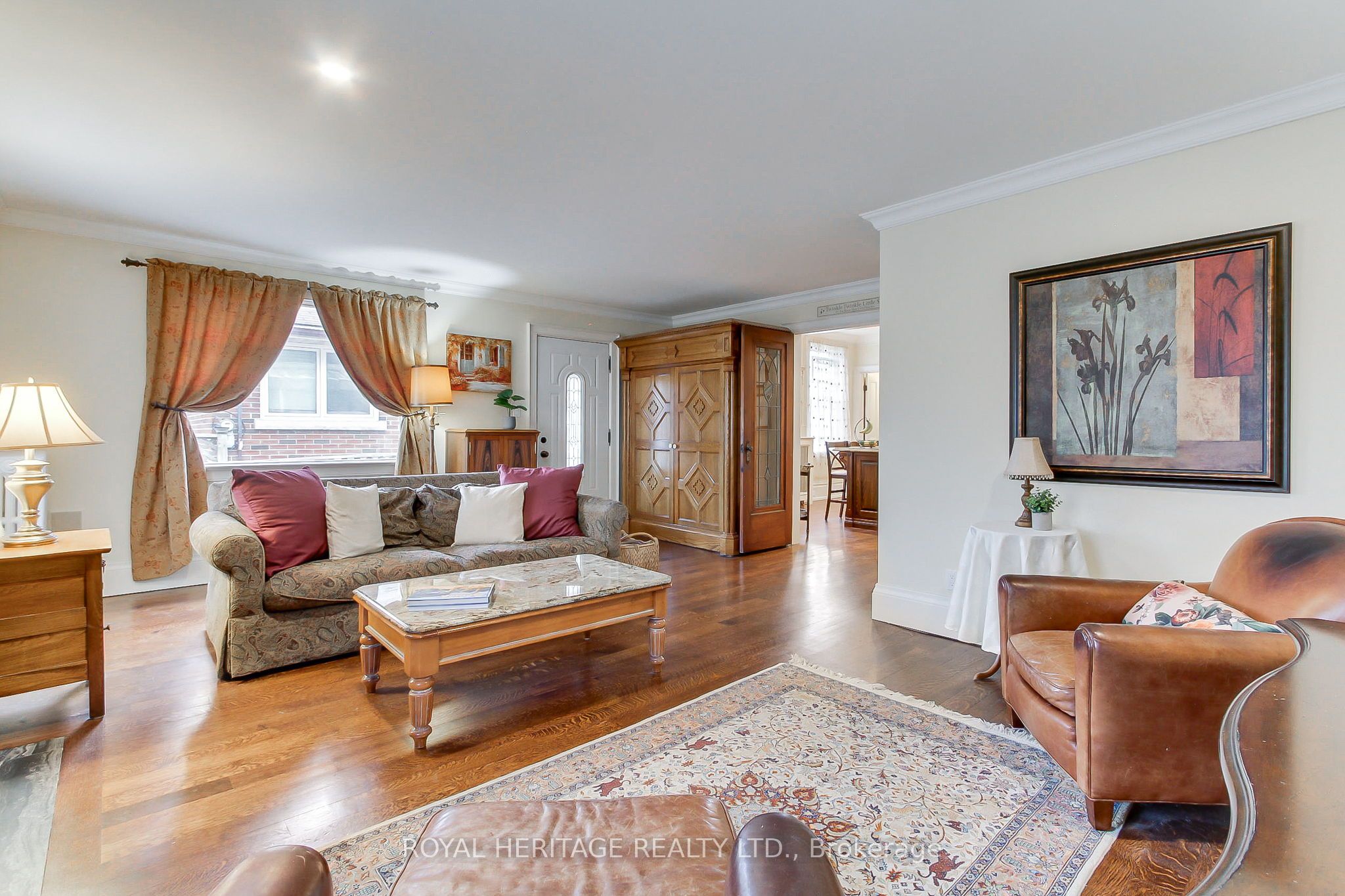 49 John Street E Property Photo 19