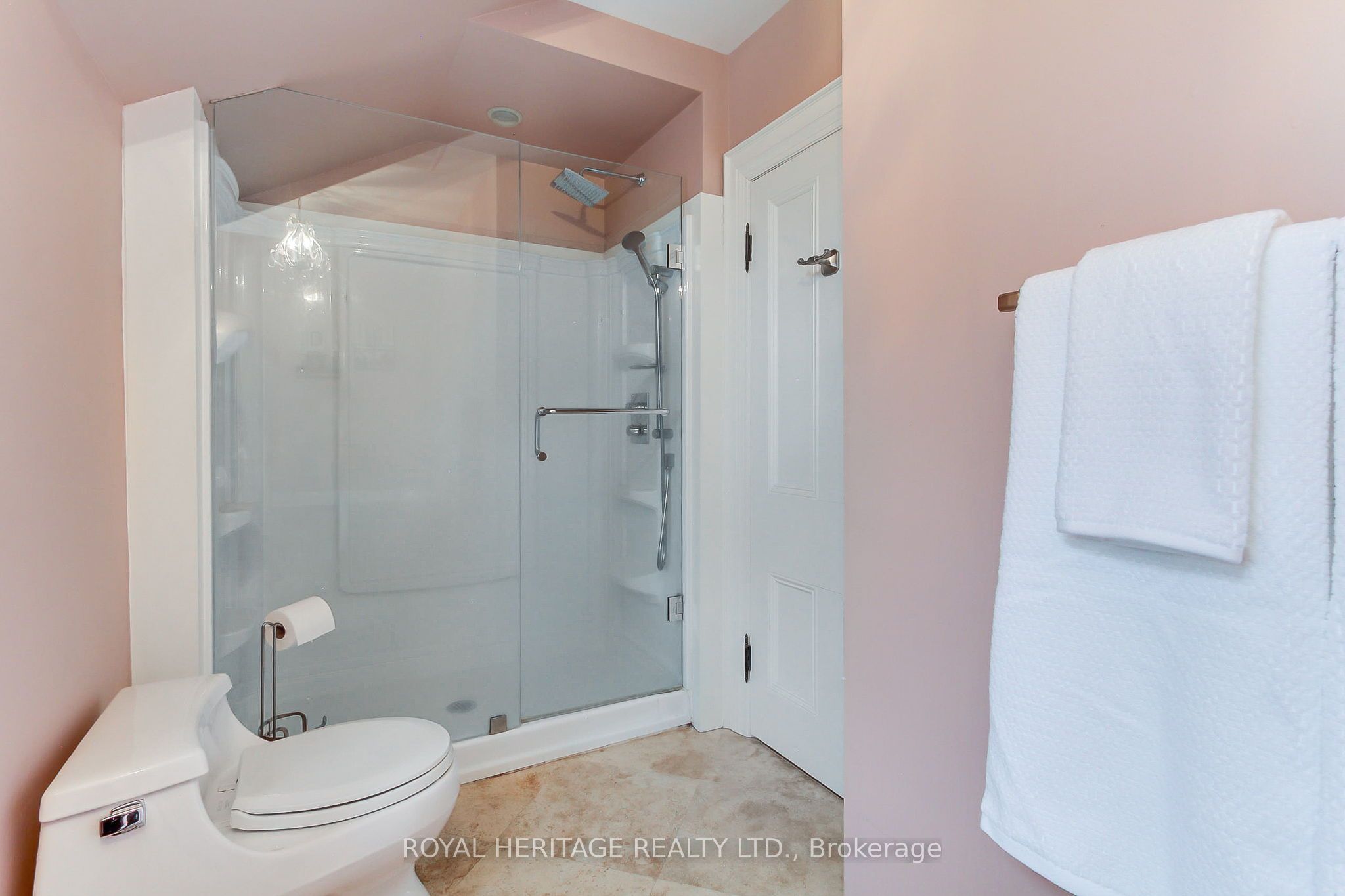 49 John Street E Property Photo 33