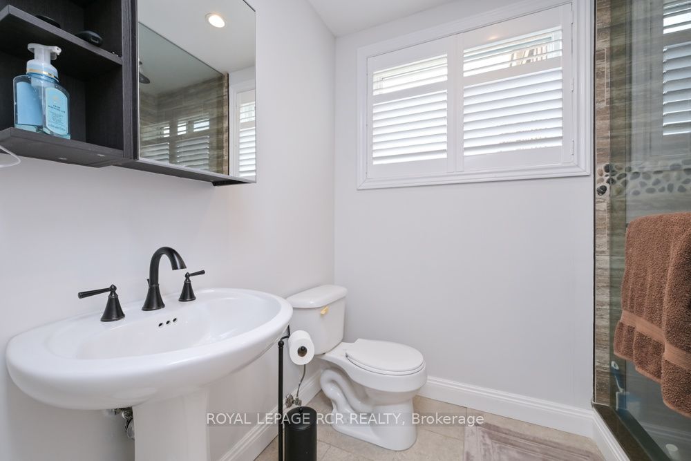 10 Fisher Drive Property Photo 27