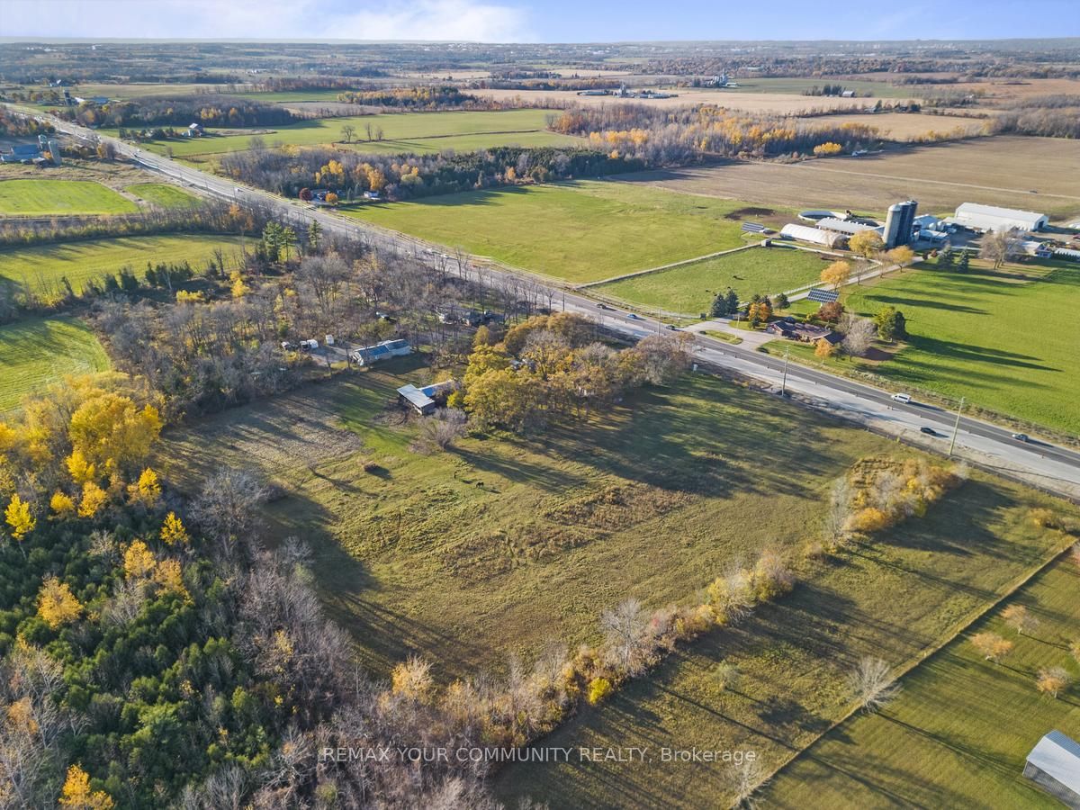 1703 Innisfil Beach Road Property Photo 5