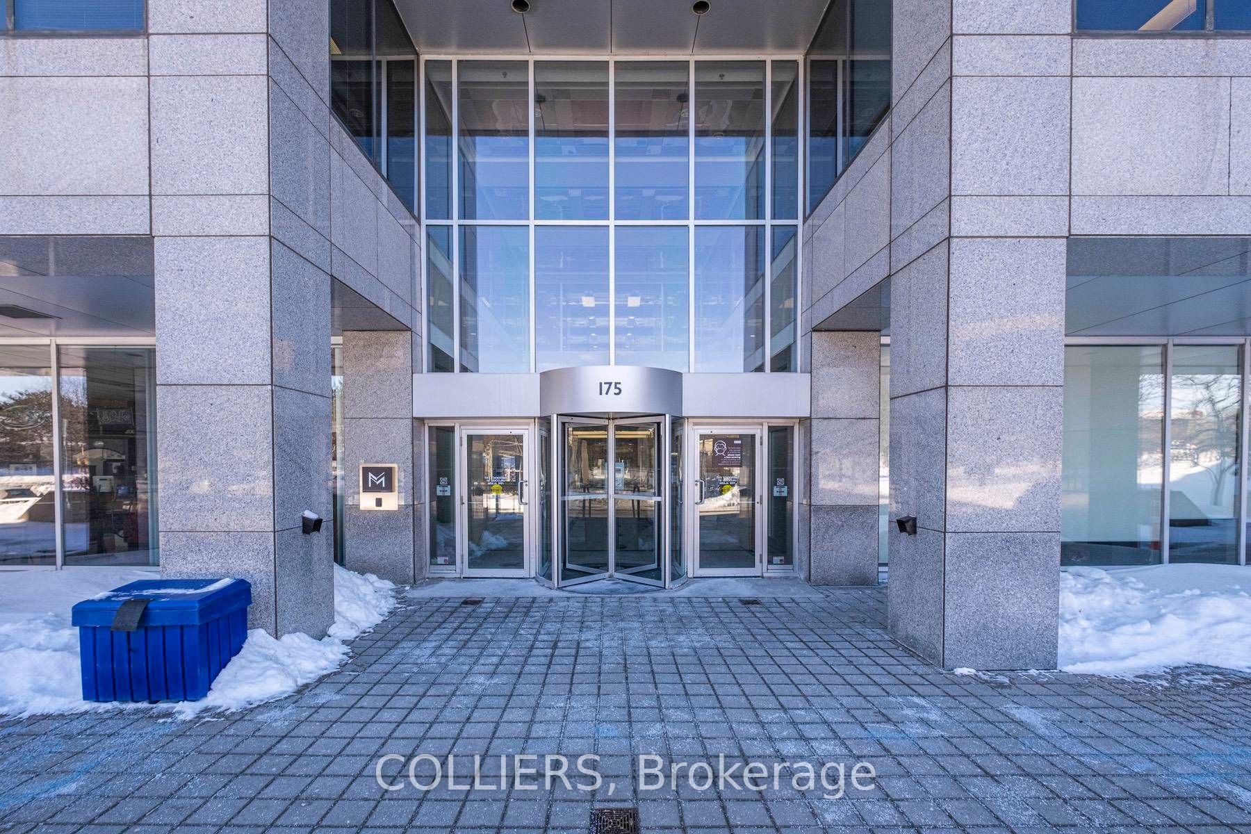 175 Commerce Valley Drive 400 & 500 Property Photo 3