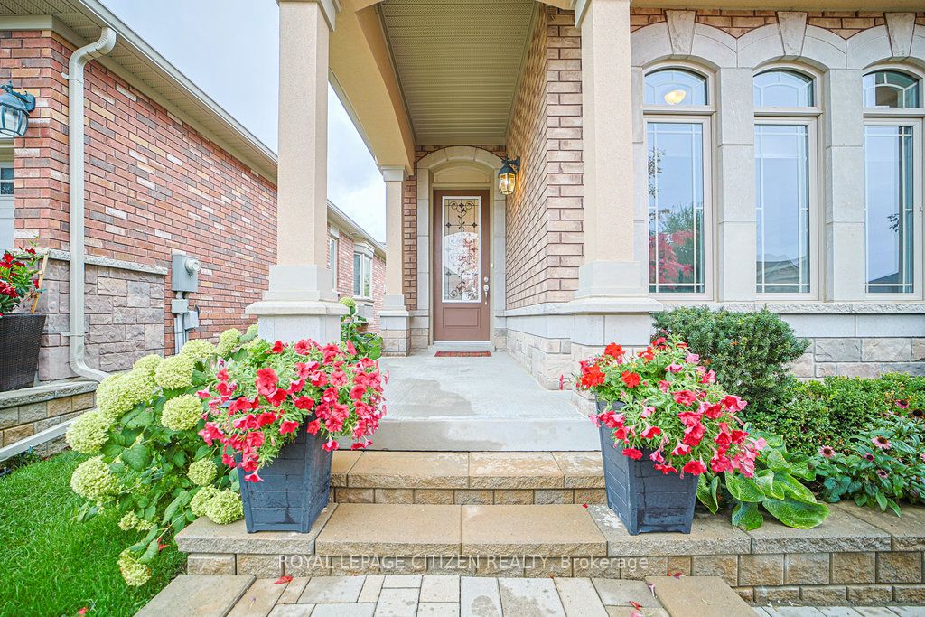 19 Westmount Drive Property Photo 4
