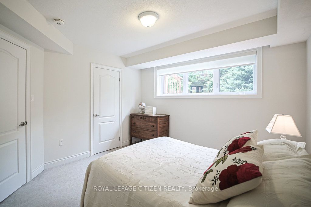 19 Westmount Drive Property Photo 34