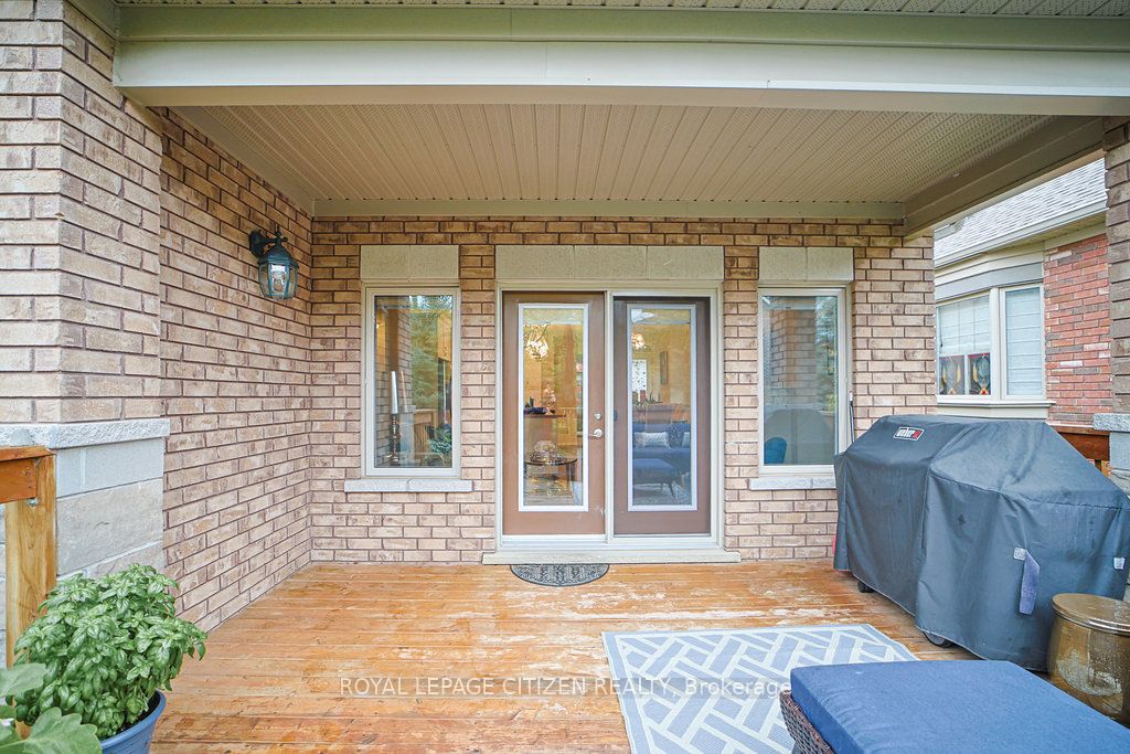 19 Westmount Drive Property Photo 38