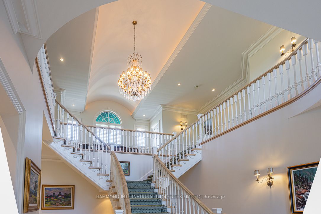 48 Old Park Lane Property Photo 19
