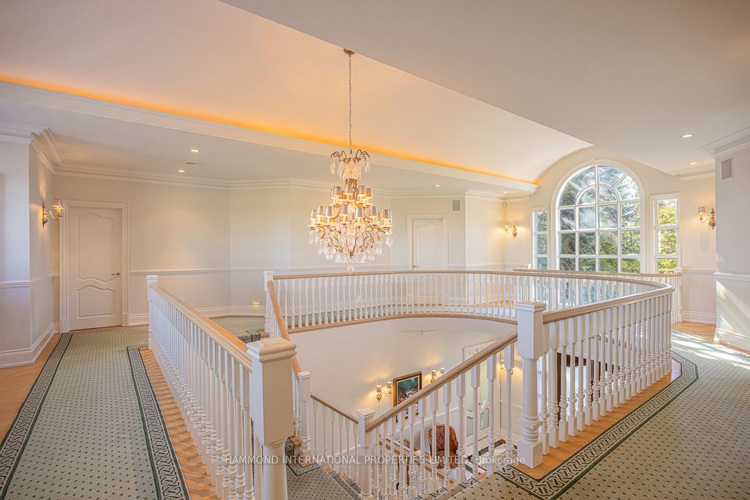 48 Old Park Lane Property Photo 30
