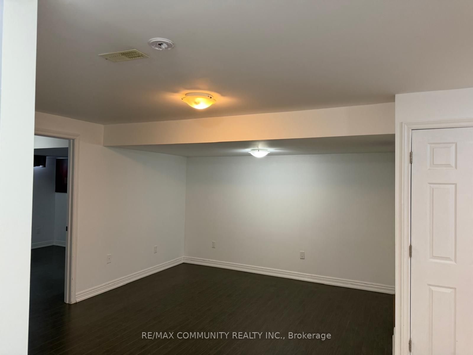 8 Terry Fox Street Property Photo 2