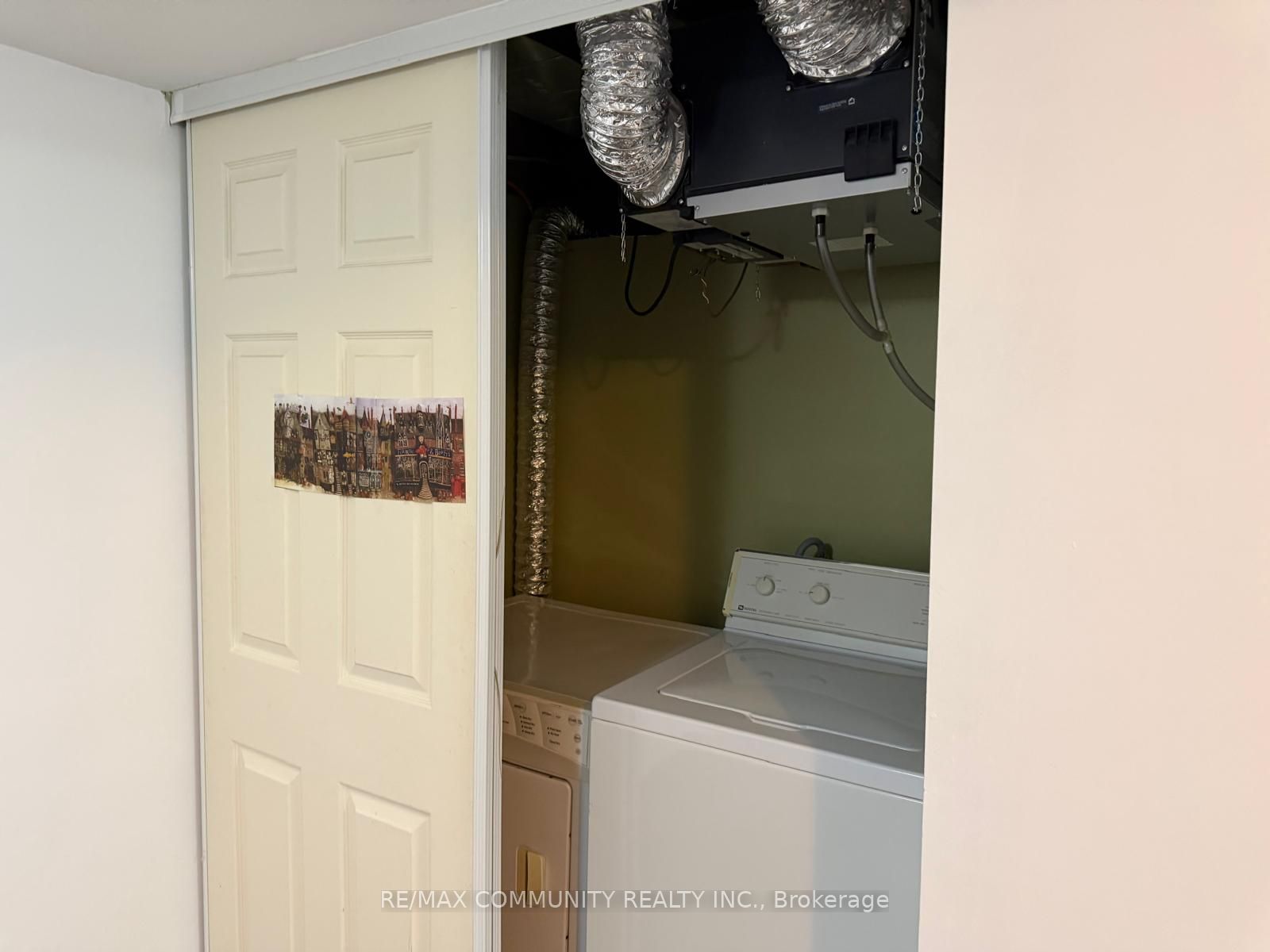 8 Terry Fox Street Property Photo 8