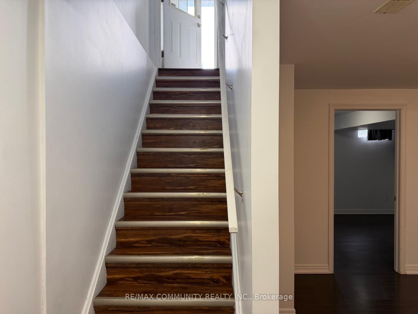 8 Terry Fox Street Property Photo 9