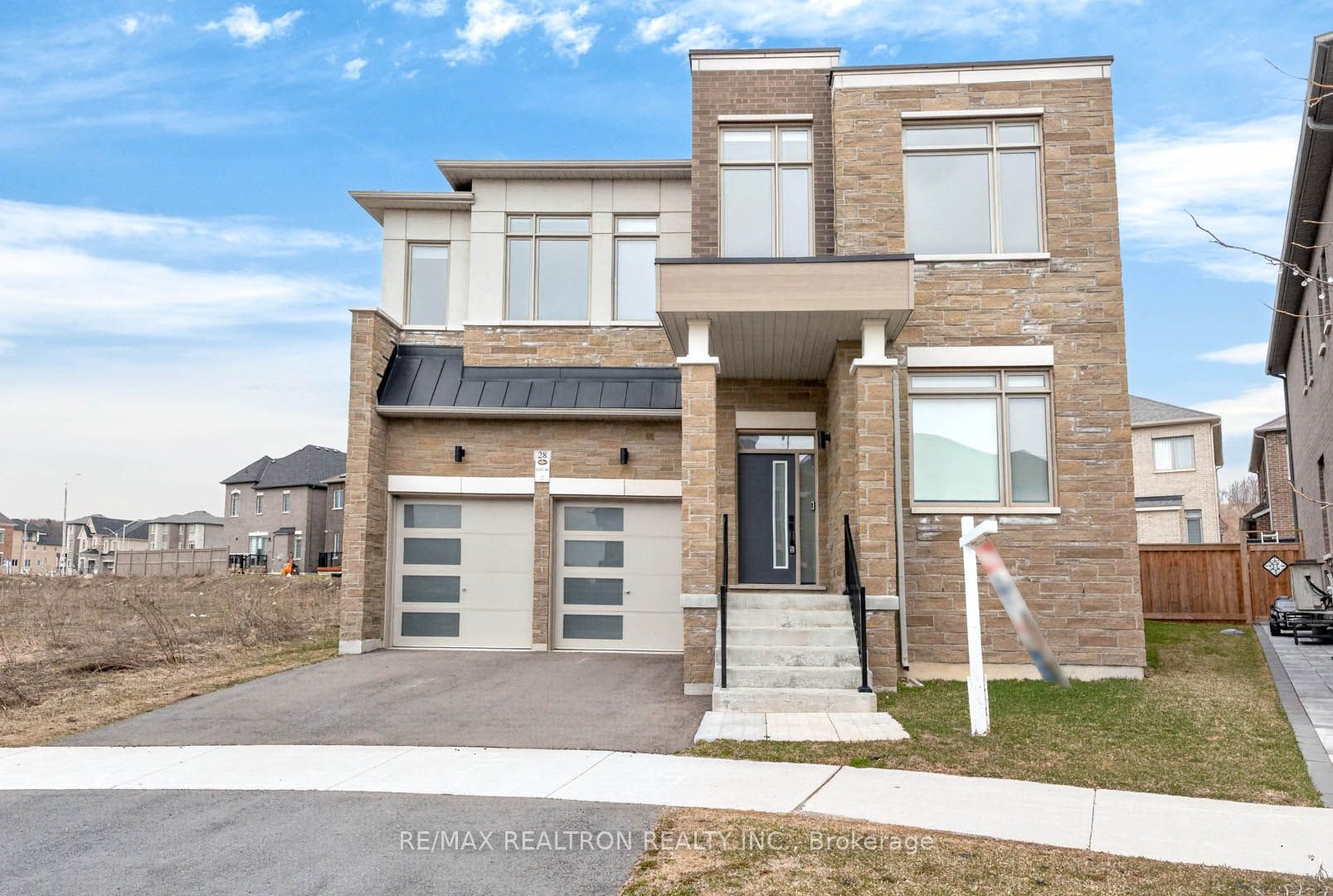 28 Tipp Drive Property Photo 1