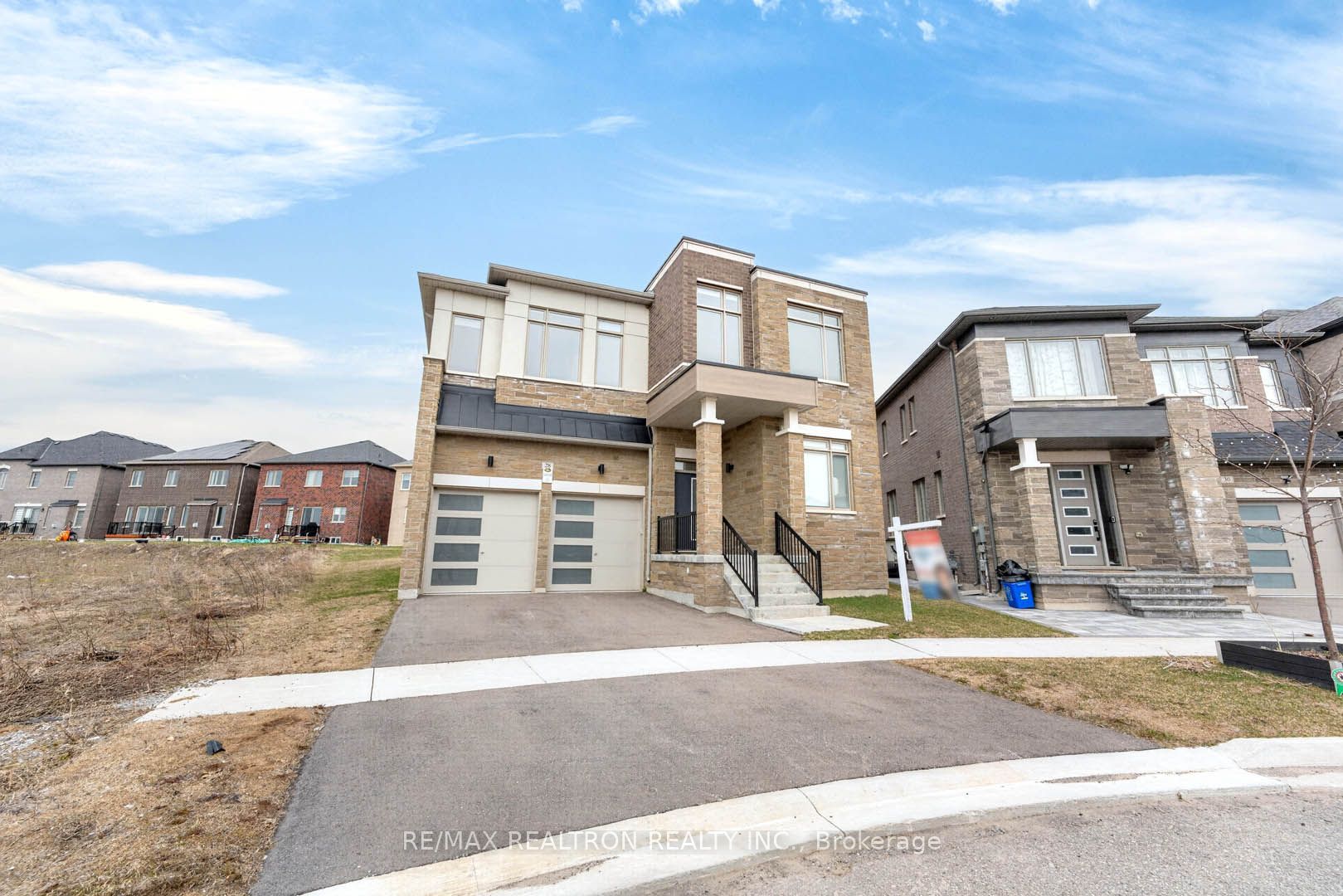 28 Tipp Drive Property Photo 2