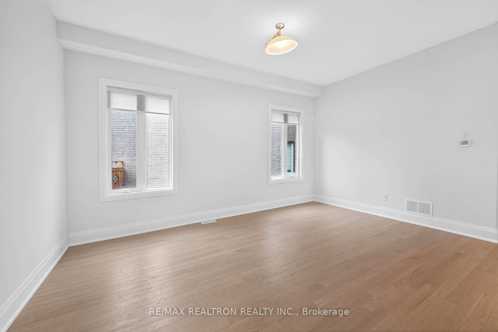 28 Tipp Drive Property Photo 6