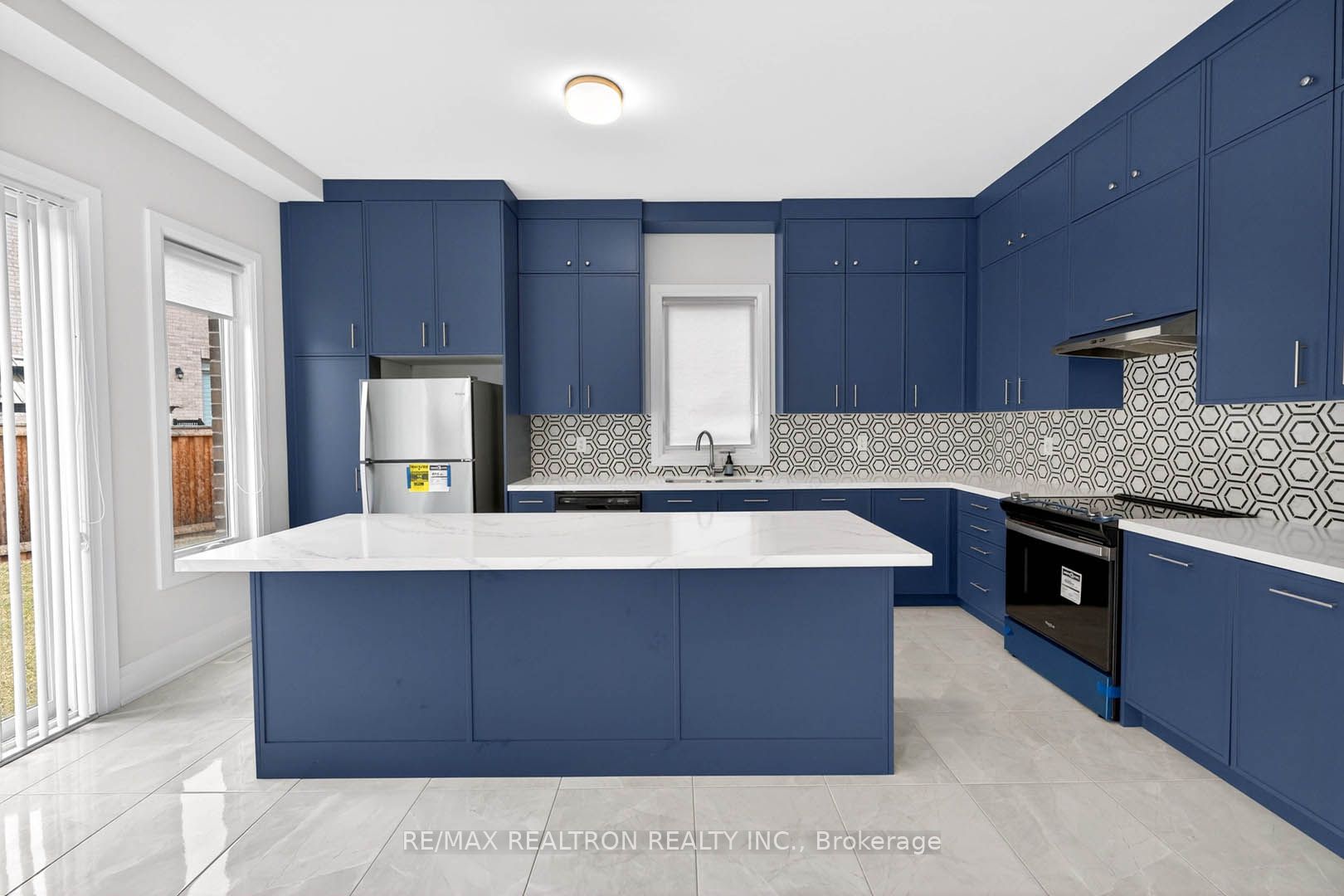 28 Tipp Drive Property Photo 14