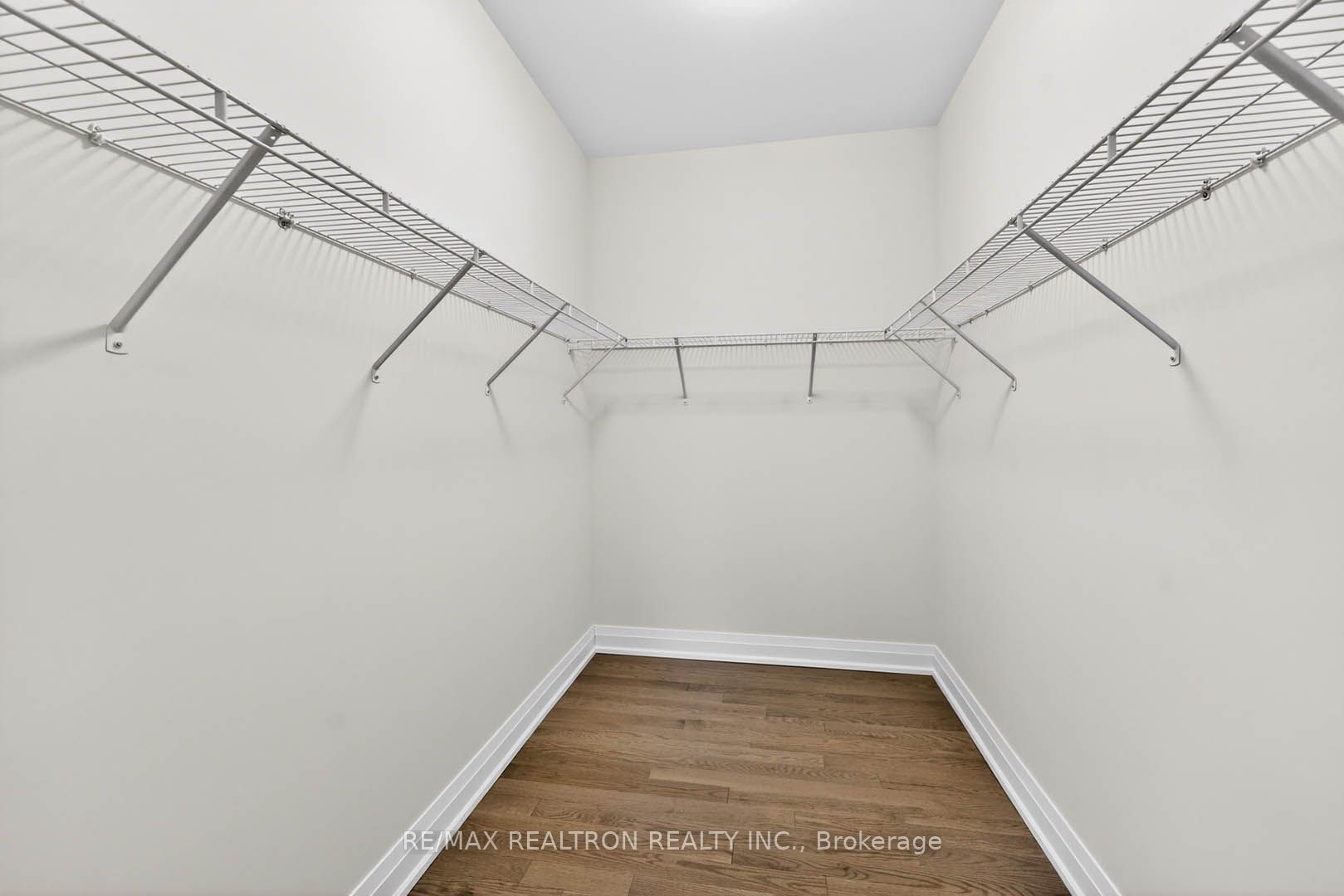 28 Tipp Drive Property Photo 27
