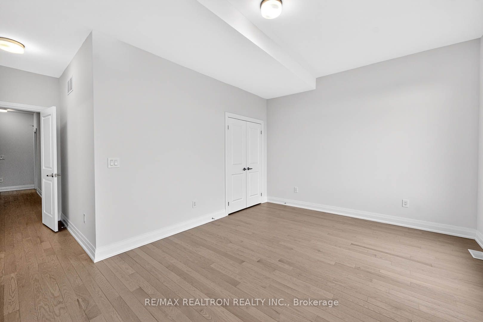 28 Tipp Drive Property Photo 33