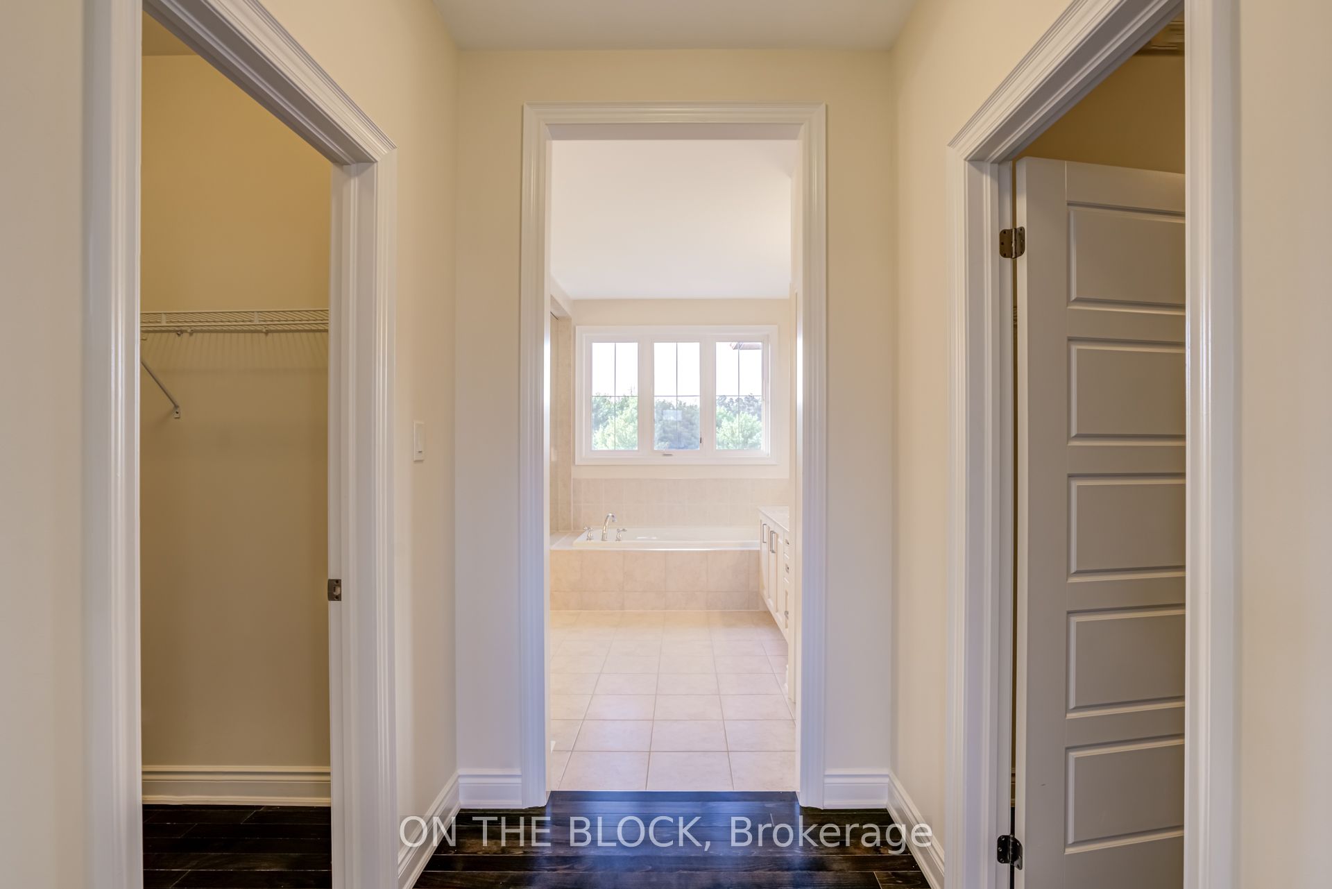 24 Whitewood Drive Property Photo 9