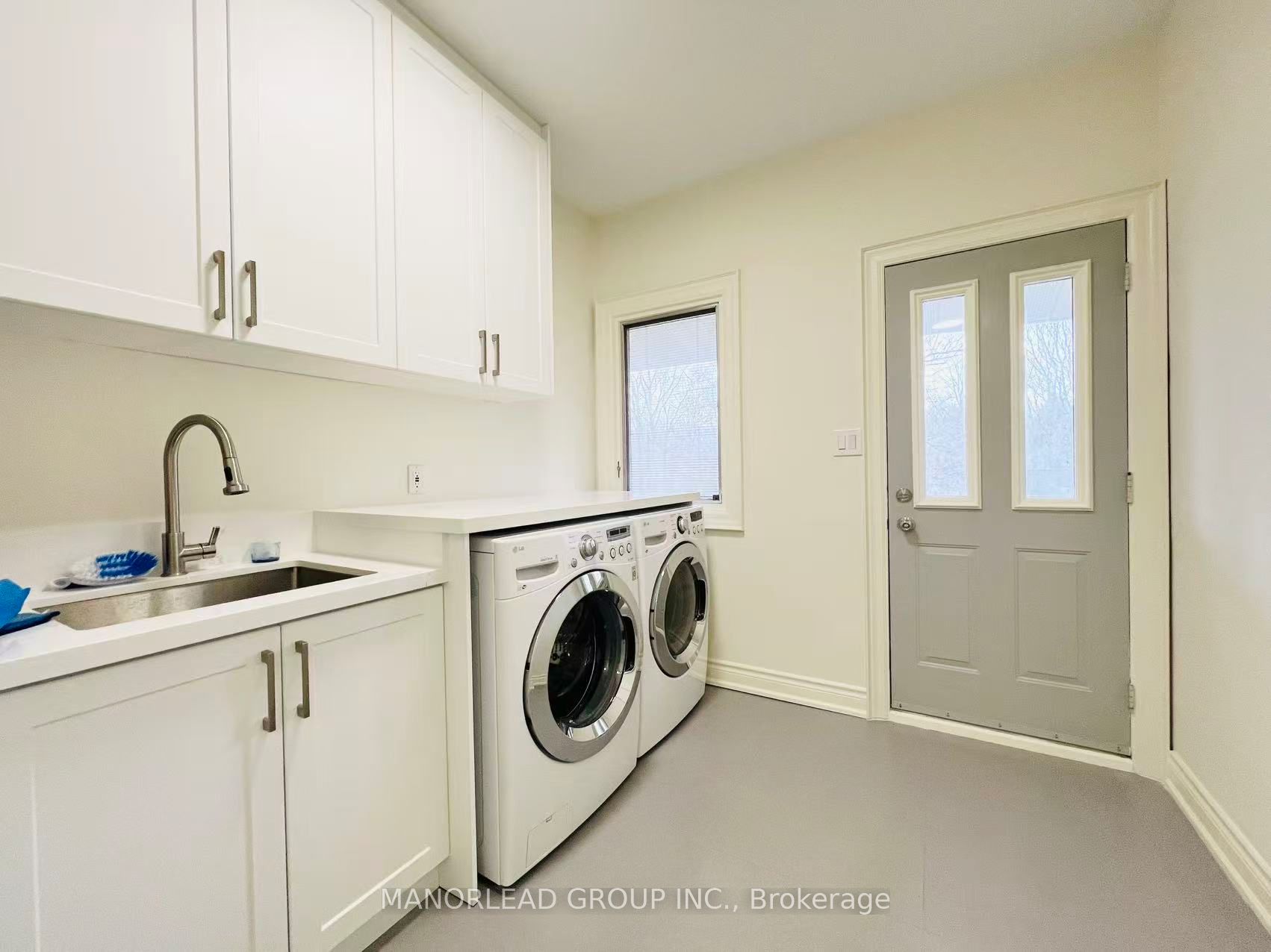 270 Greenbrooke Drive Property Photo 19