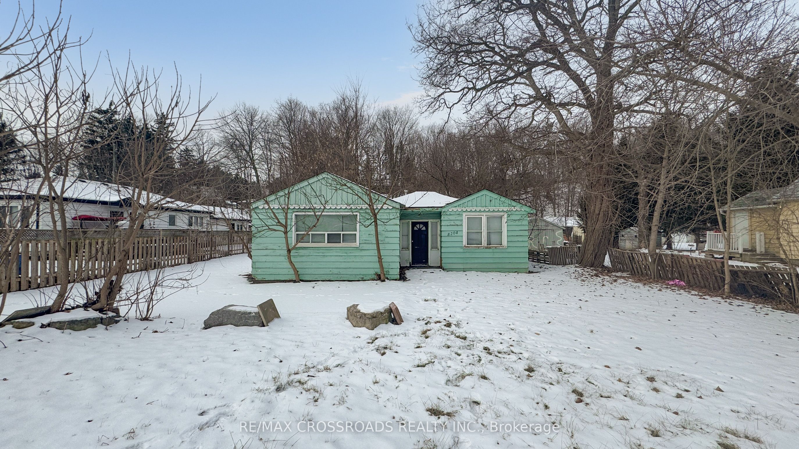 8204 Islington Avenue Property Photo 1