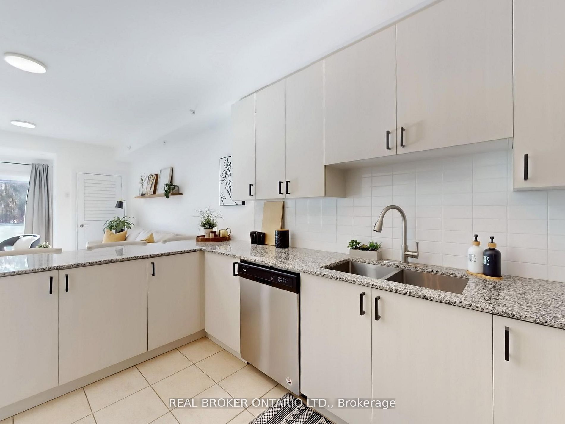 481 Rupert Avenue 122 Property Photo 7