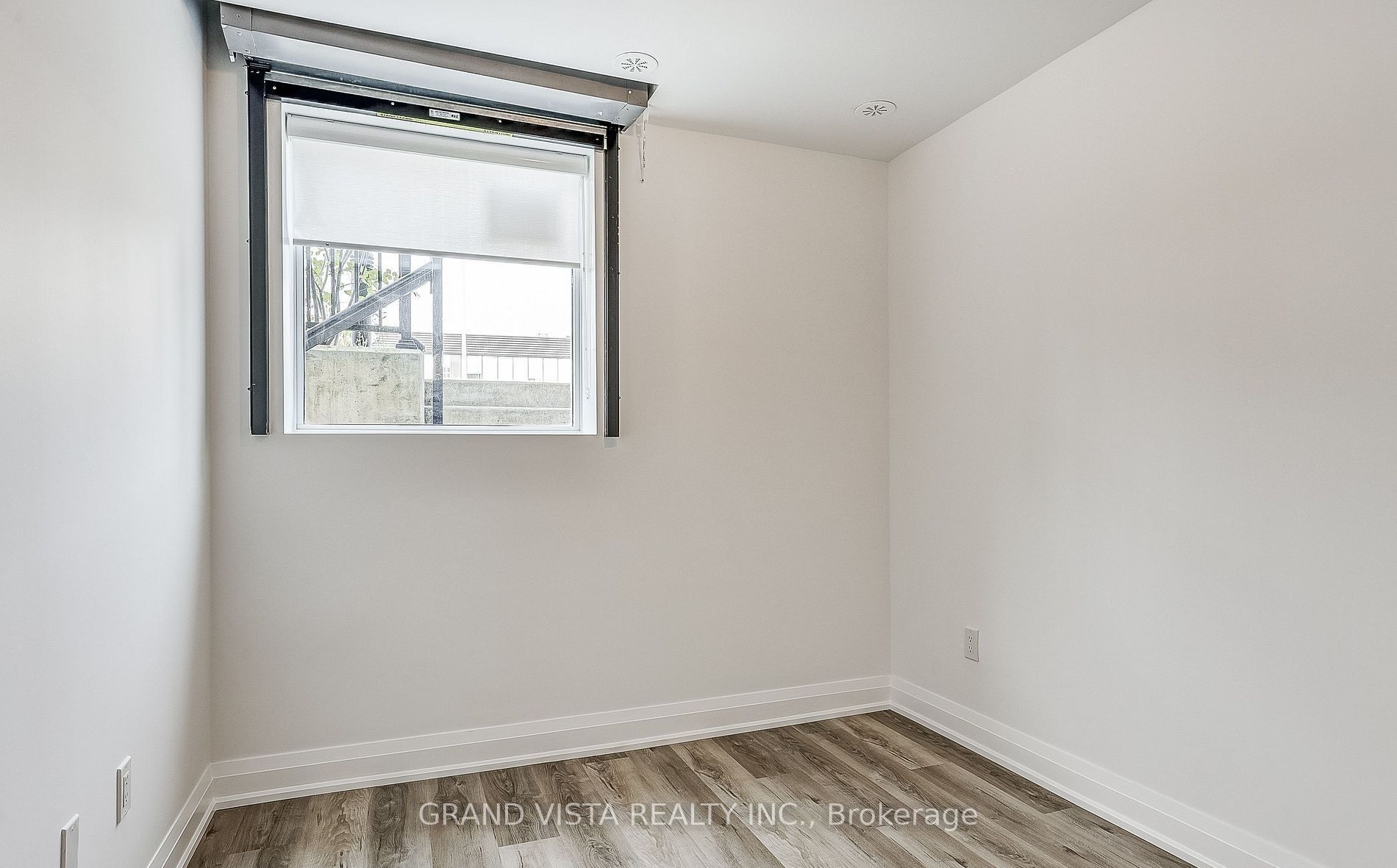 5279 Highway 7 B602 Property Photo 19