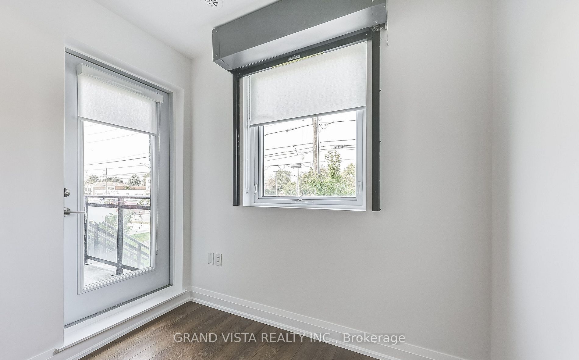 5279 Highway 7 B602 Property Photo 25