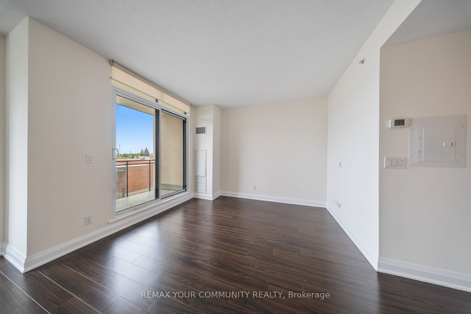 24 Woodstream Boulevard 315 Property Photo 13