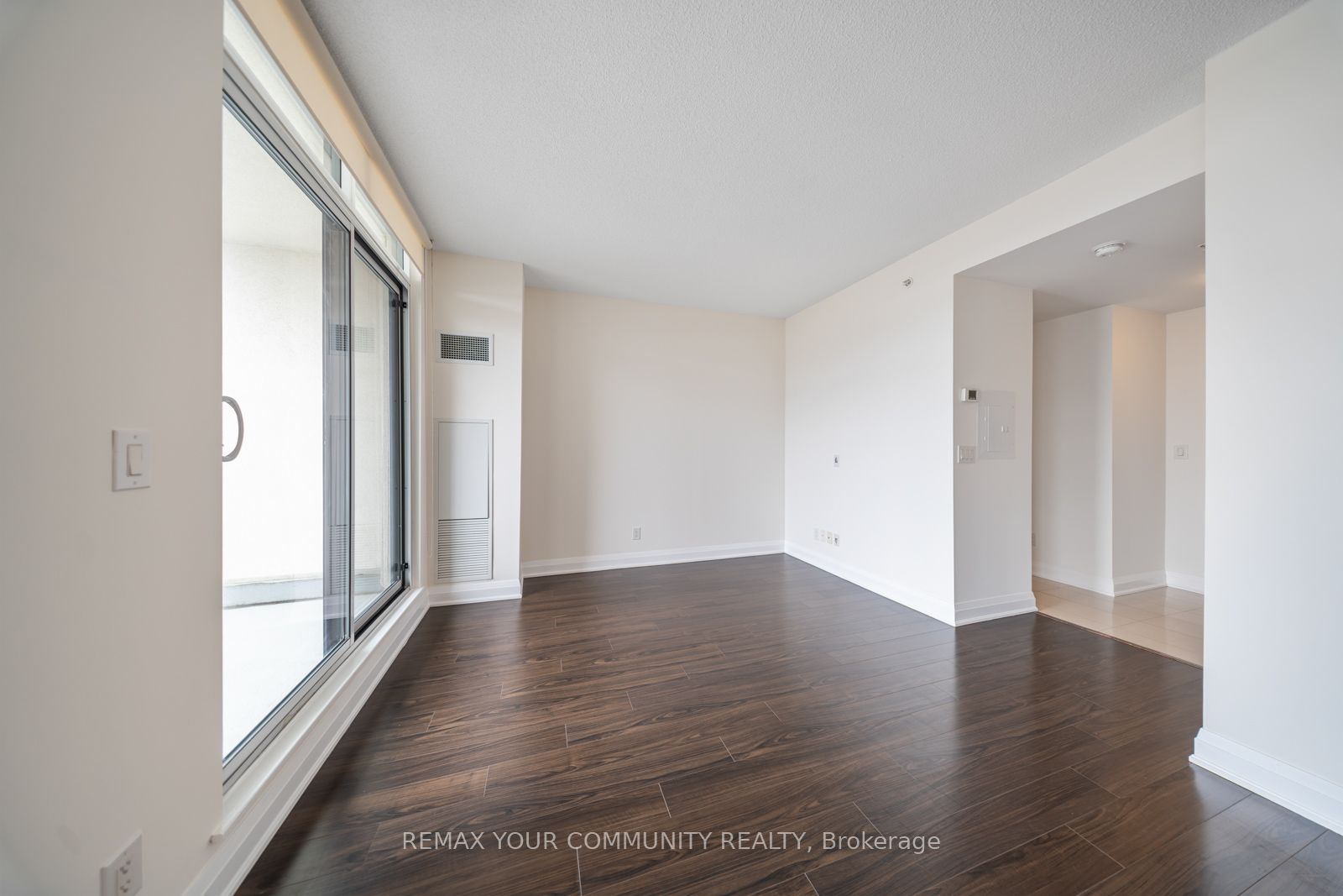 24 Woodstream Boulevard 315 Property Photo 14