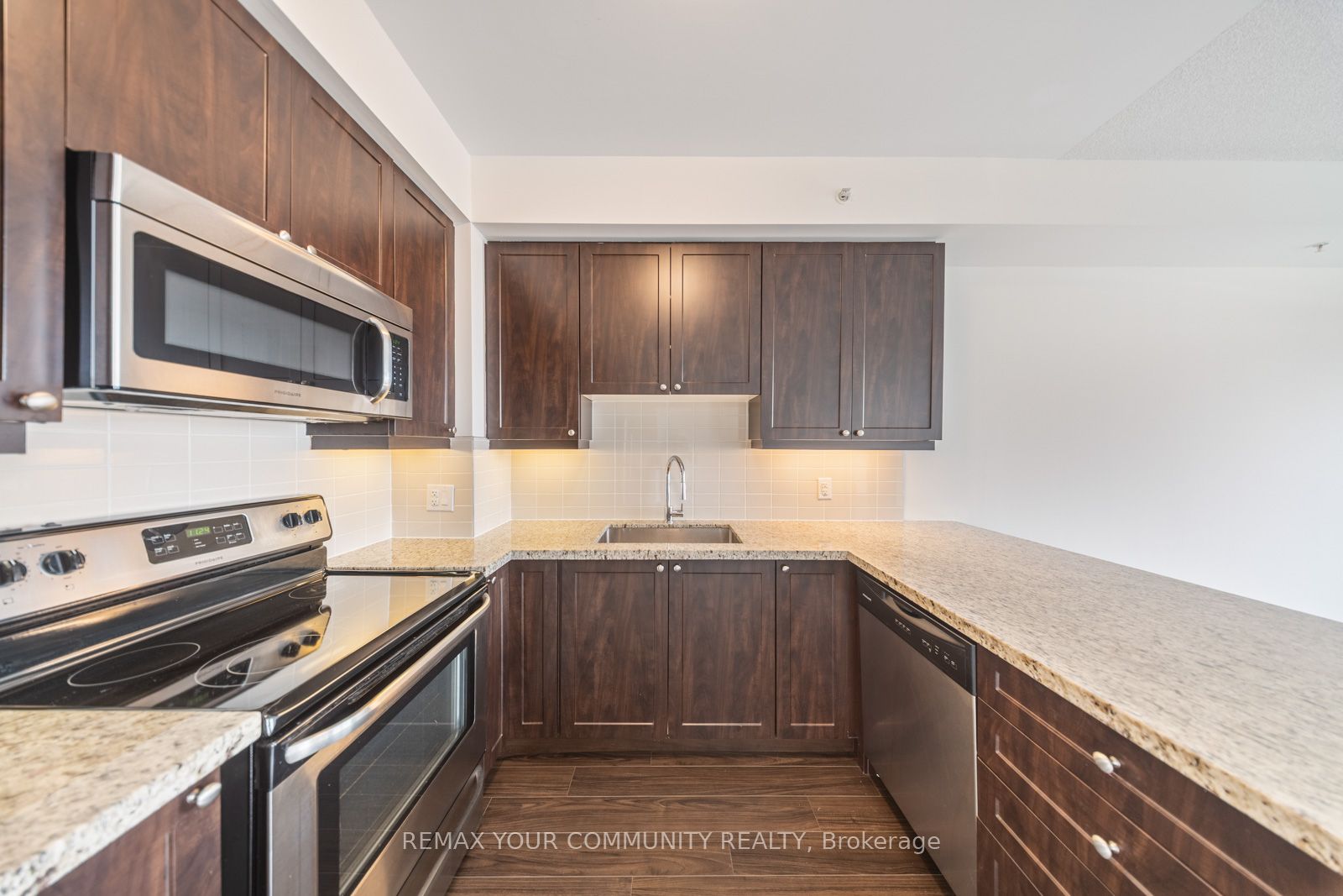 24 Woodstream Boulevard 315 Property Photo 19