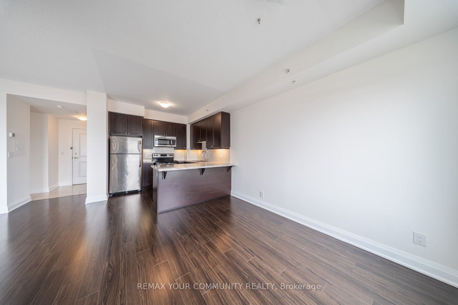 24 Woodstream Boulevard 315 Property Photo 25