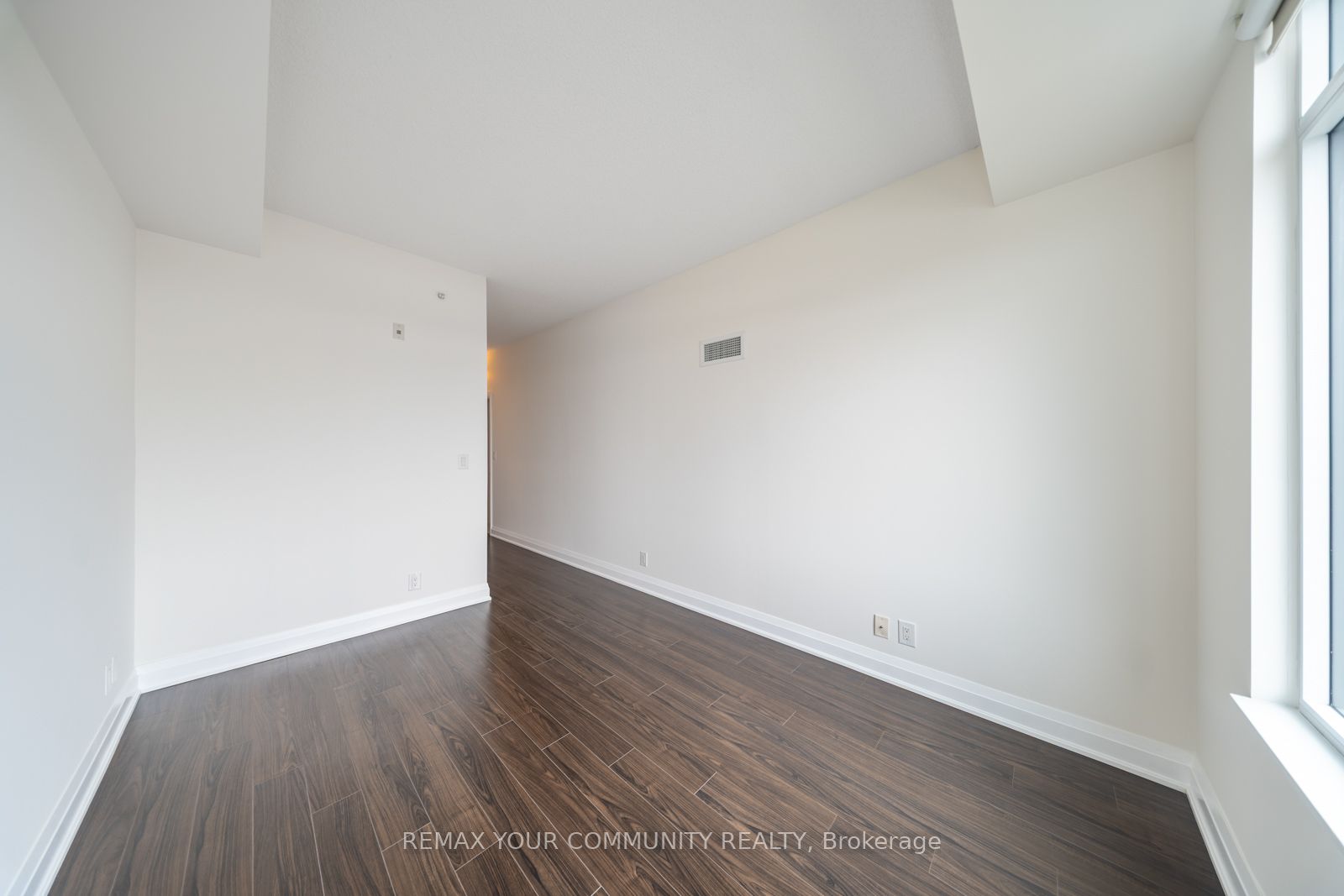 24 Woodstream Boulevard 315 Property Photo 28