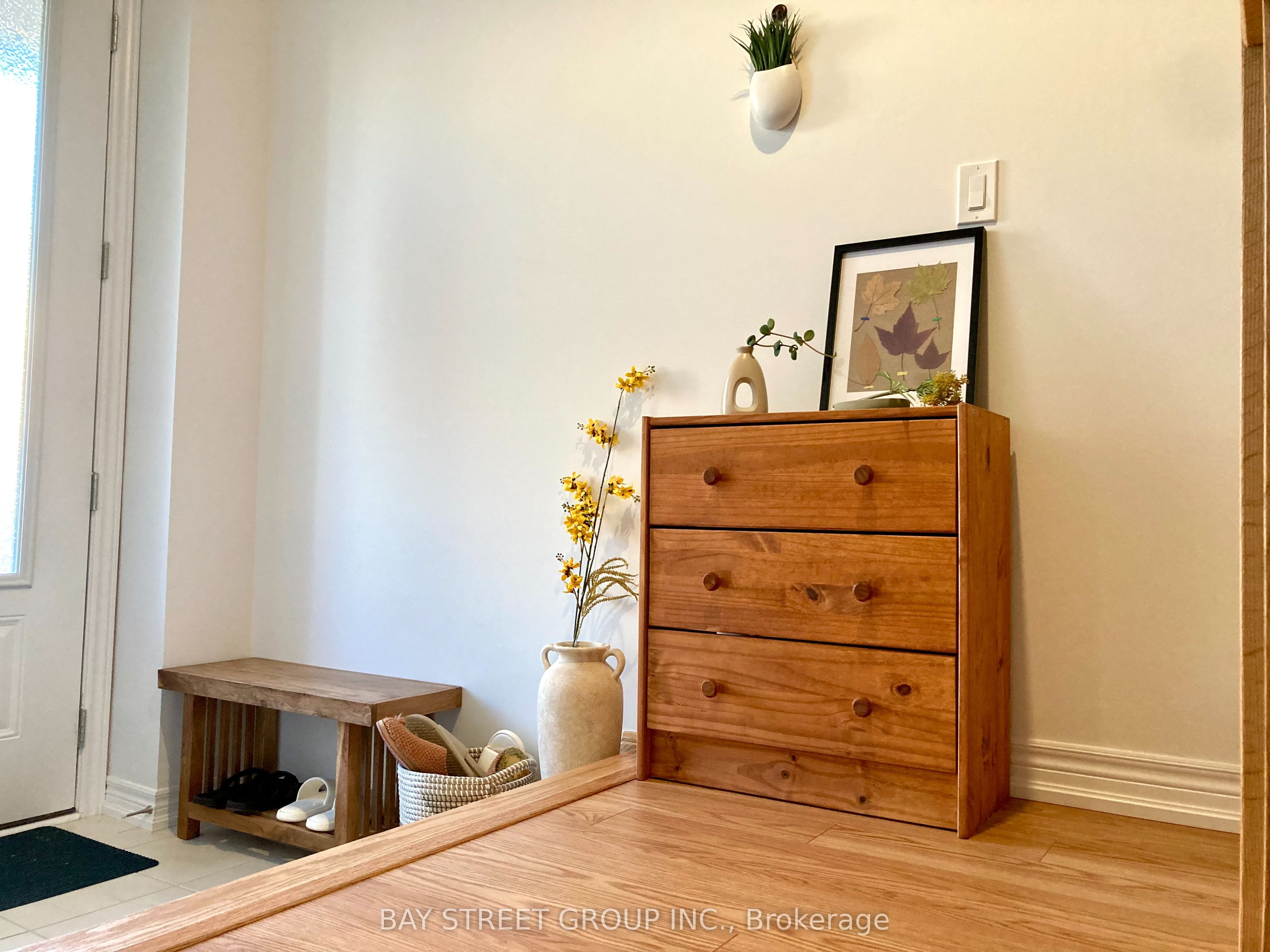 11770 10th Line Property Photo 2