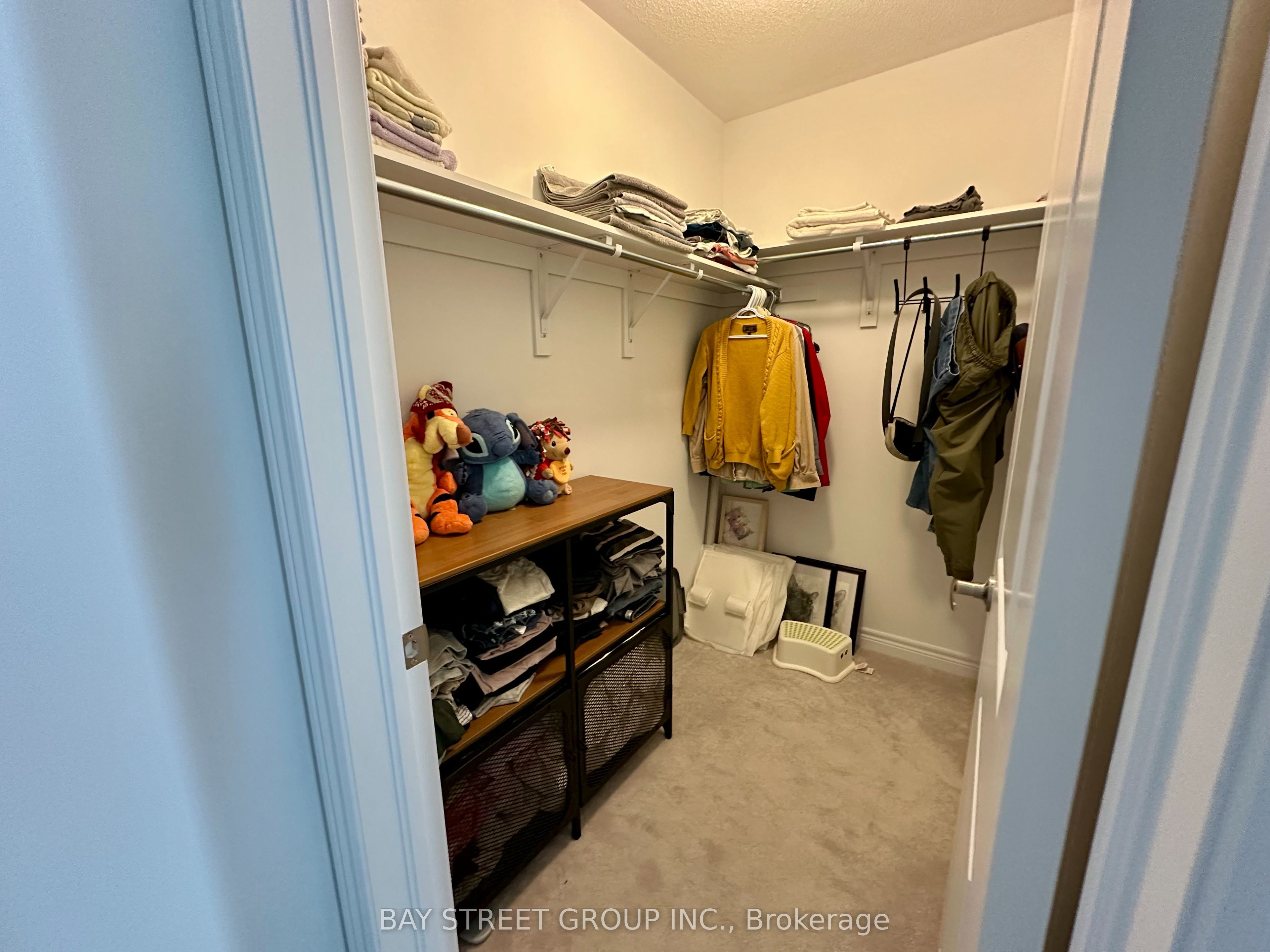 11770 10th Line Property Photo 15