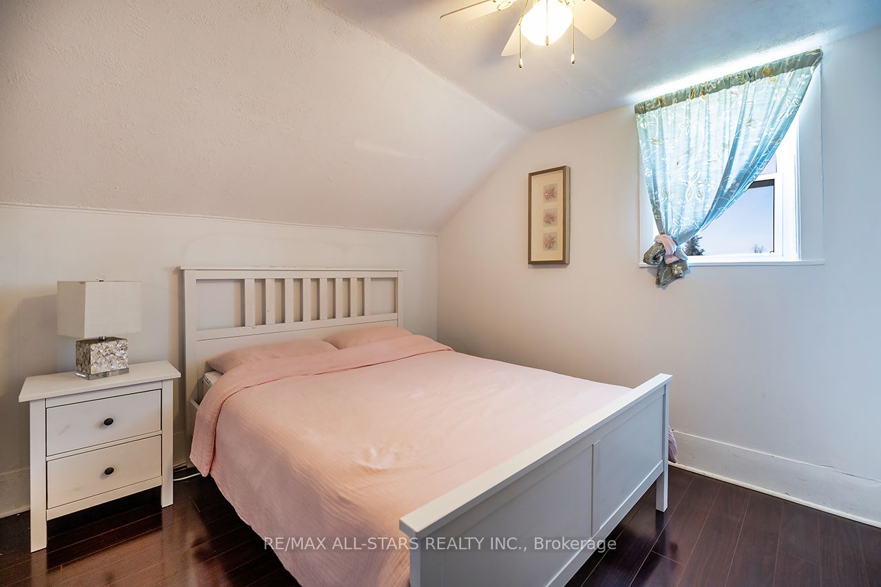 16865 Ridge Road Property Photo 24