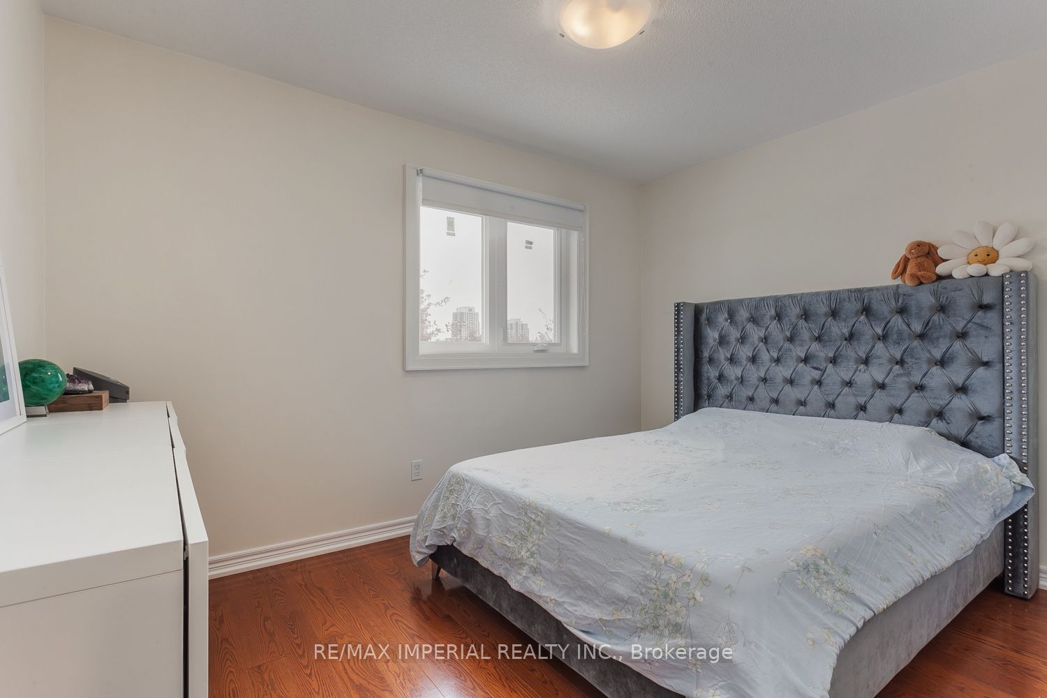 85 Ne Maple Ridge Crescent E Property Photo 17