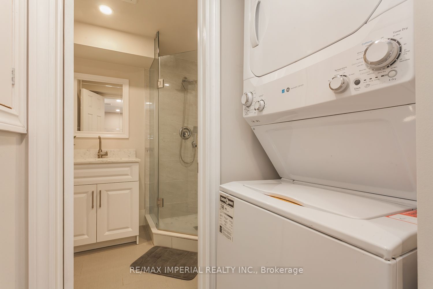 85 Ne Maple Ridge Crescent E Property Photo 26
