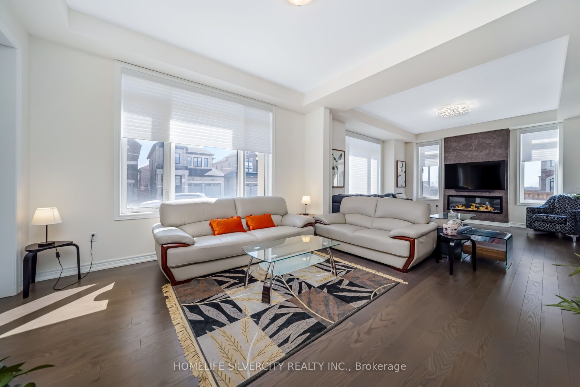 31 Canard Drive Property Photo 5